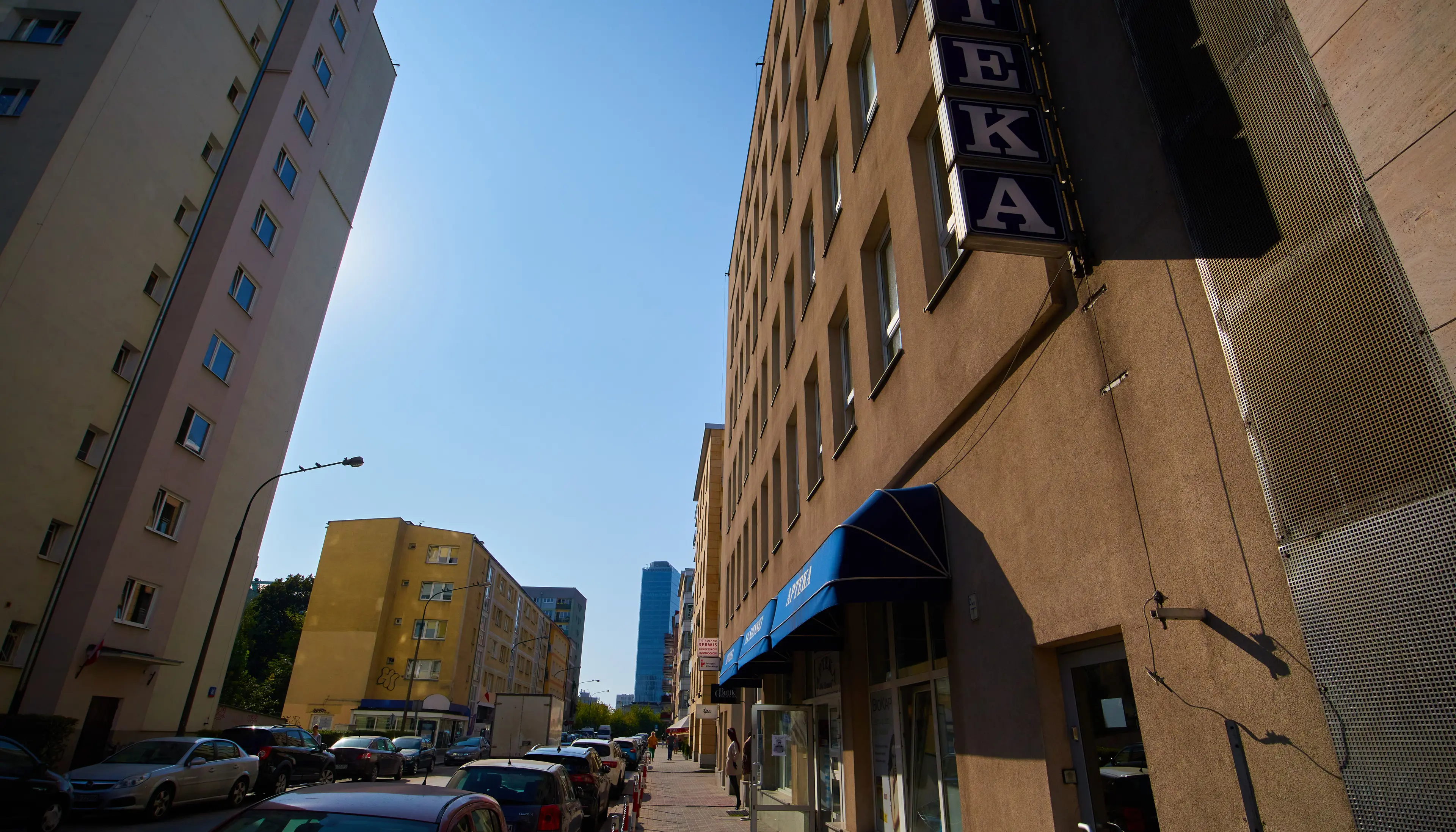 Sienna 82, Sienna 82, Warsaw, Wola