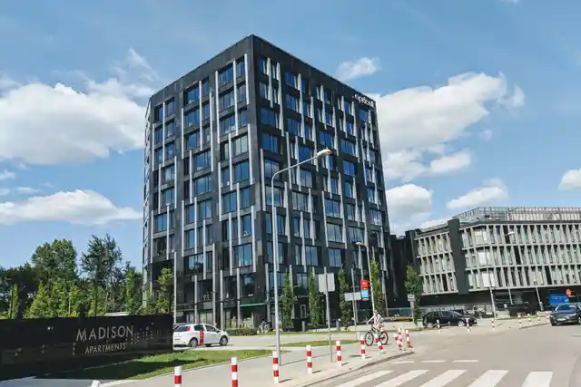 Żoliborz One, Szamocka 8, Warszawa, Żoliborz