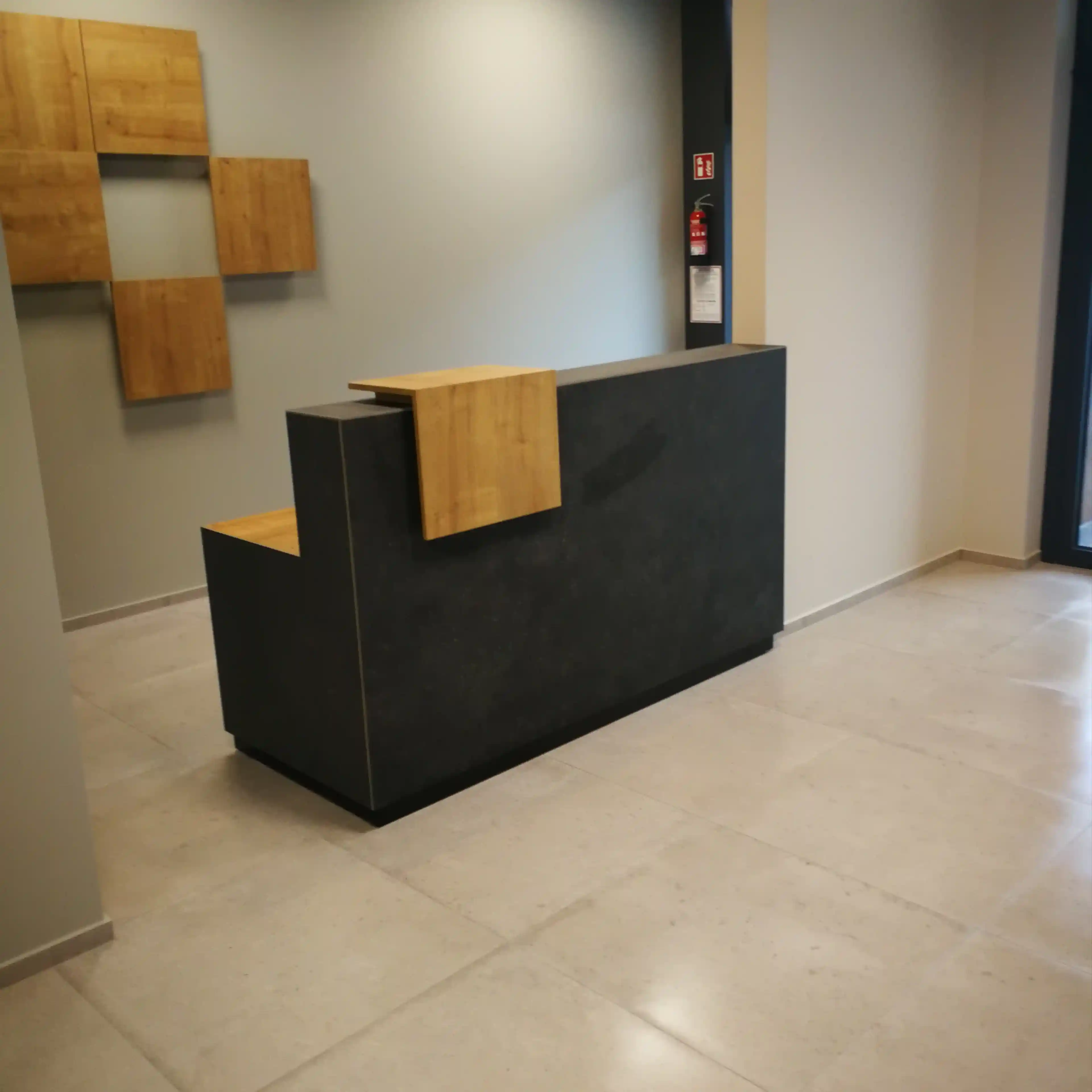 ELEKTRO OFFICE, Ciepłownicza 28, Kraków, Północny Wschód