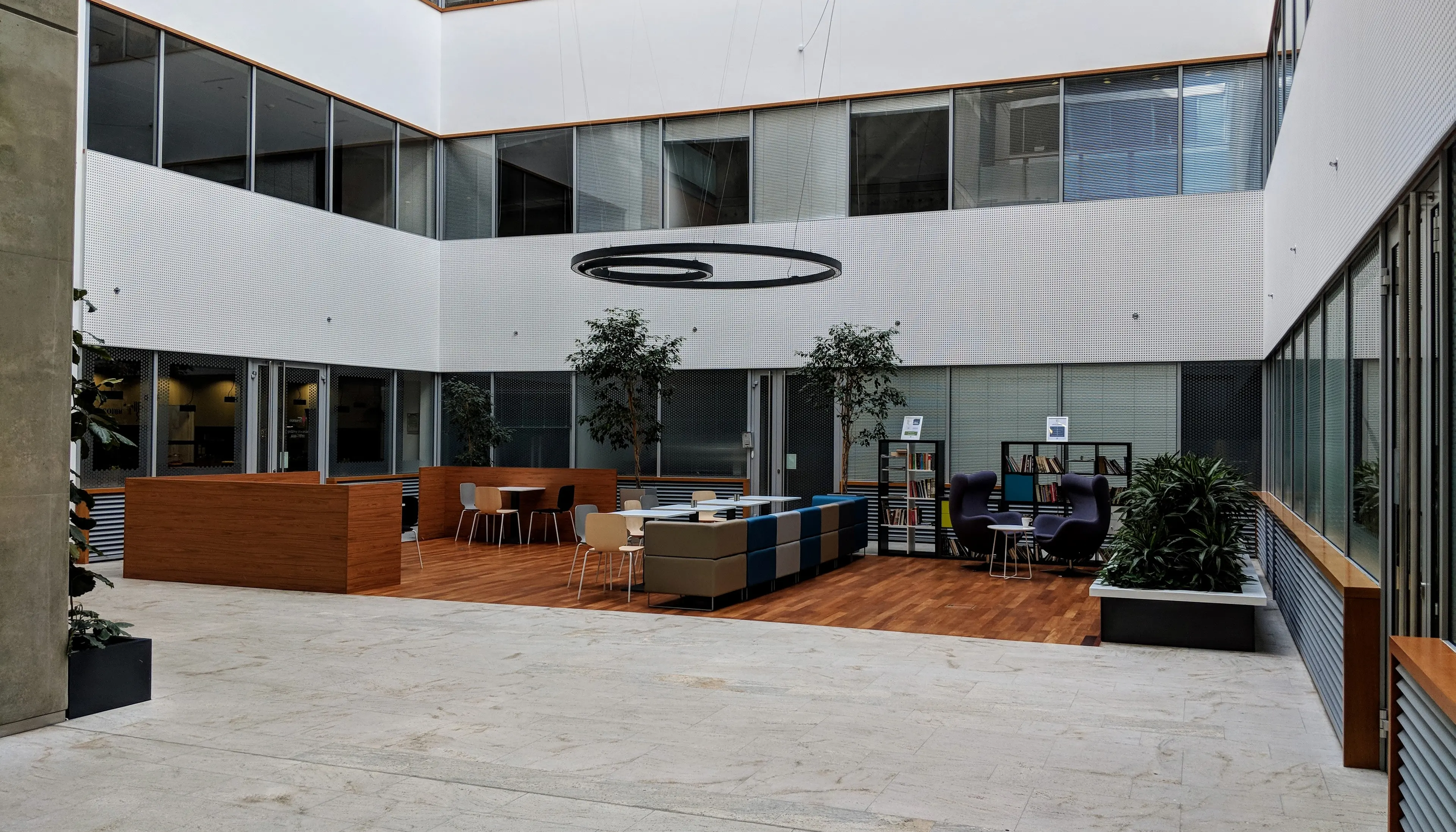 Wiśniowy Business Park F, Iłżecka 24, Warszawa, Ochota i Włochy