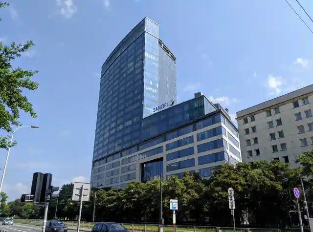 Nowe umowy najmu w North Gate