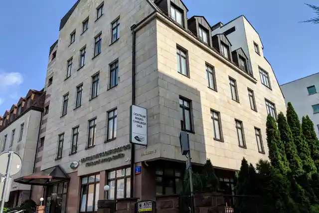 Dolańskiego 2, Dolańskiego 2, Warszawa, Centrum