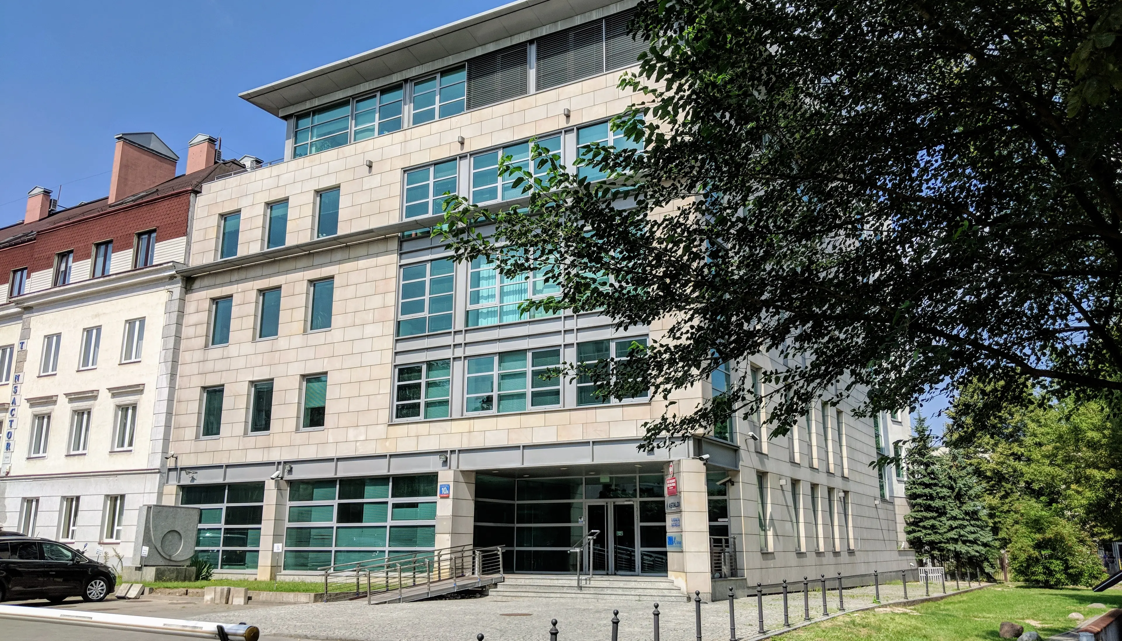 Fundacja Batorego, Sapieżyńska 10 A, Warsaw, Centrum