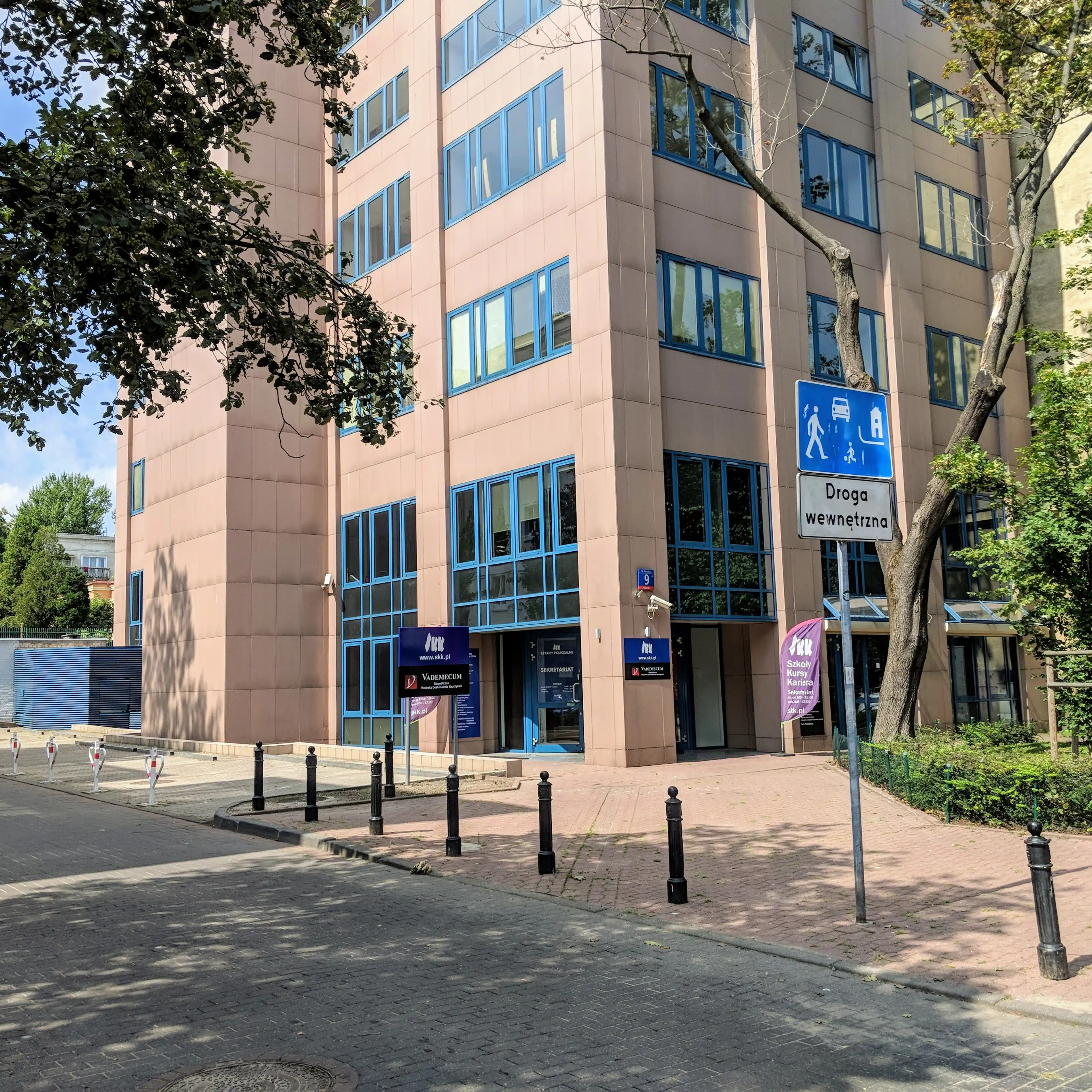 Karmelicka 9, Karmelicka 9, Warszawa, Centrum