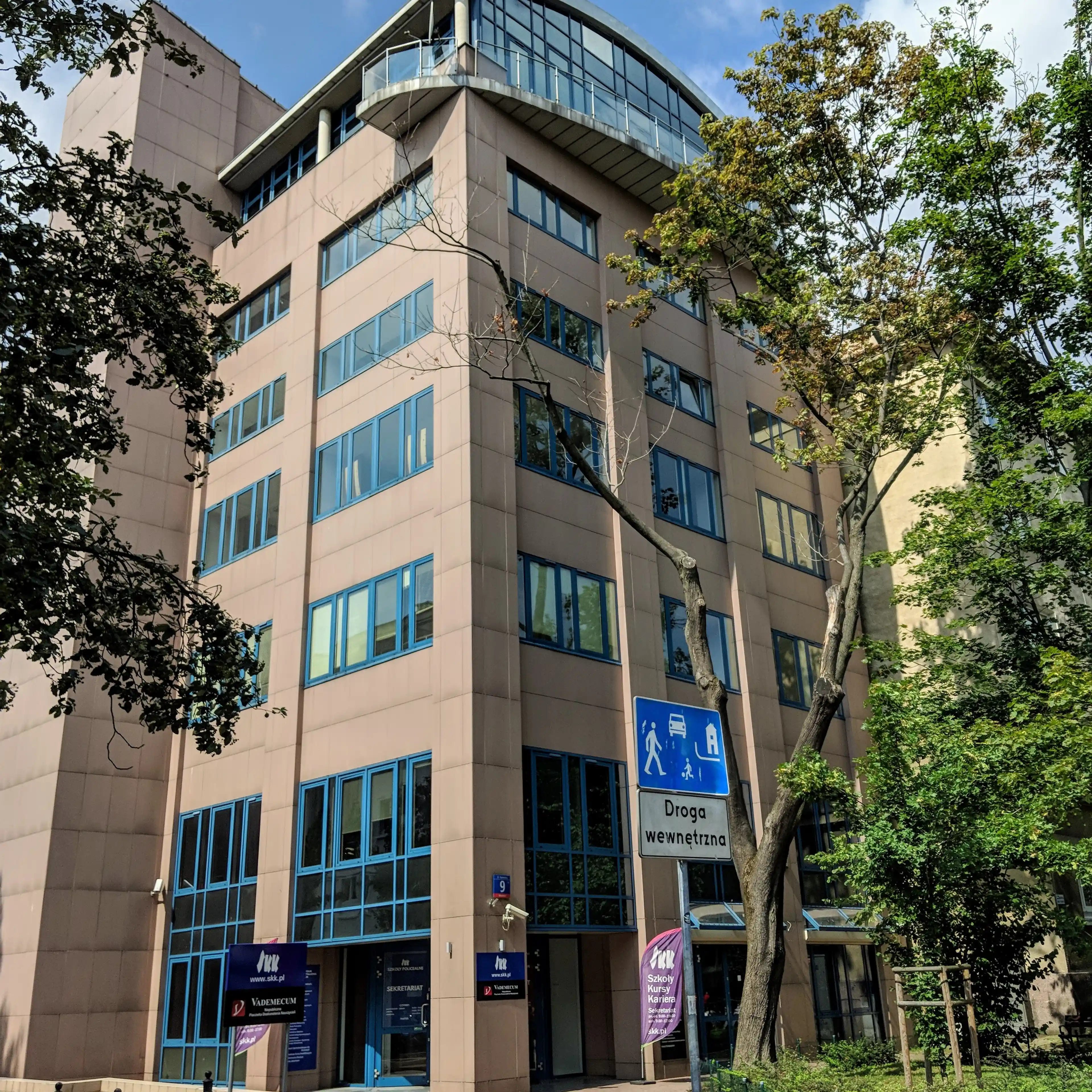 Karmelicka 9, Karmelicka 9, Warszawa, Centrum