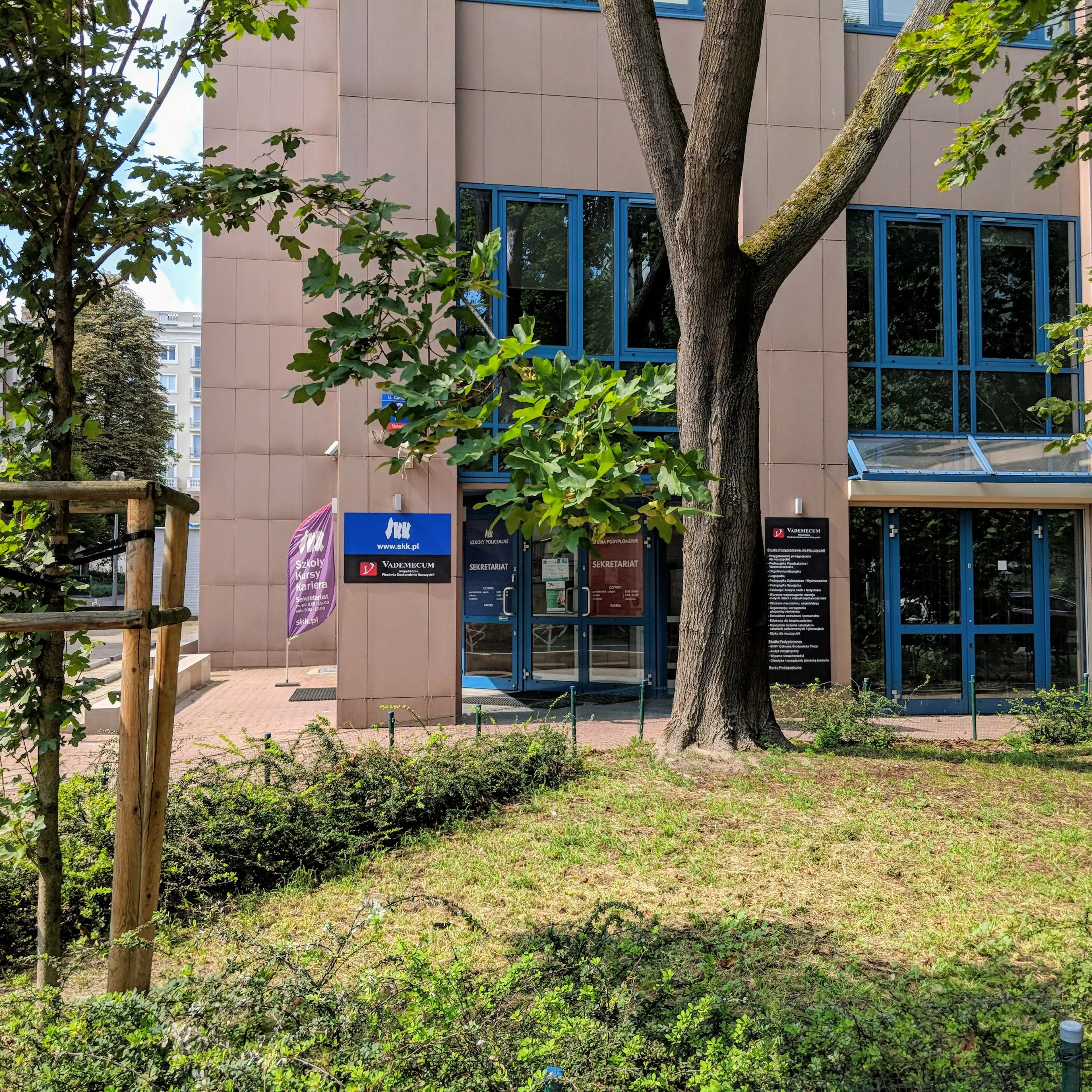 Karmelicka 9, Karmelicka 9, Warszawa, Centrum