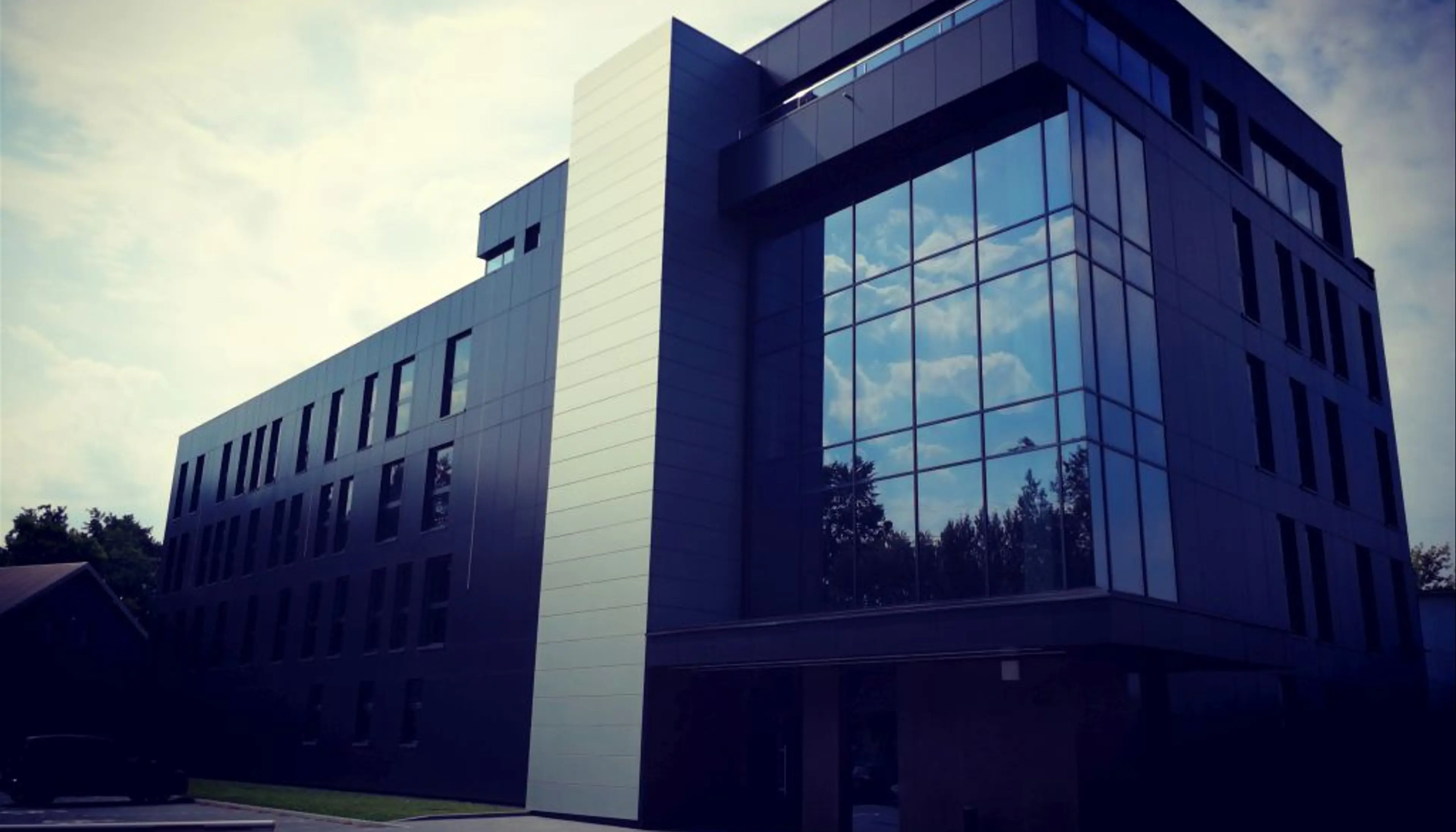 ELEKTRO OFFICE, Ciepłownicza 28, Kraków, Północny Wschód
