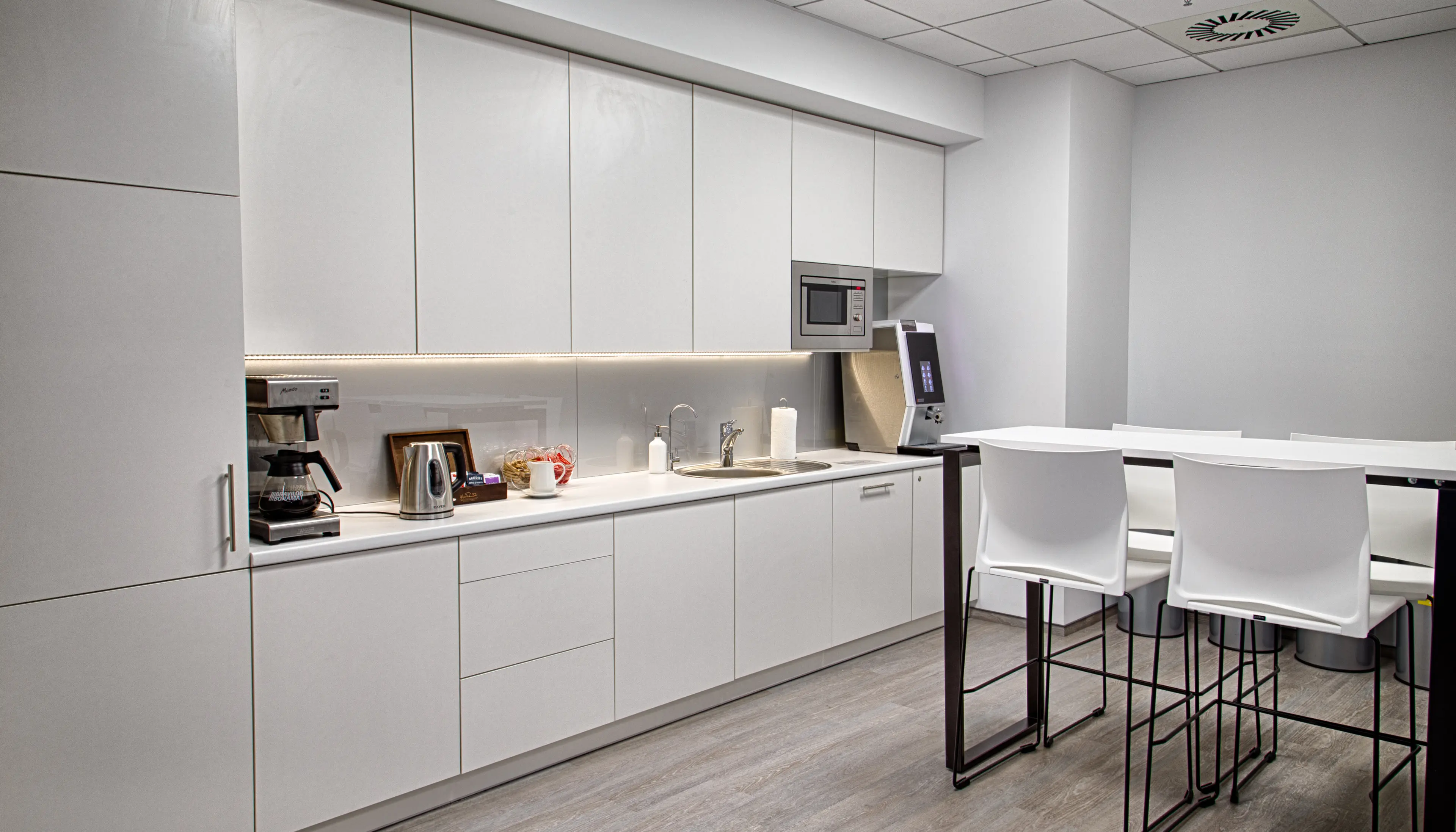 G43 Office Center - Biura Serwisowane, Grzybowska 43, Warszawa, Wola