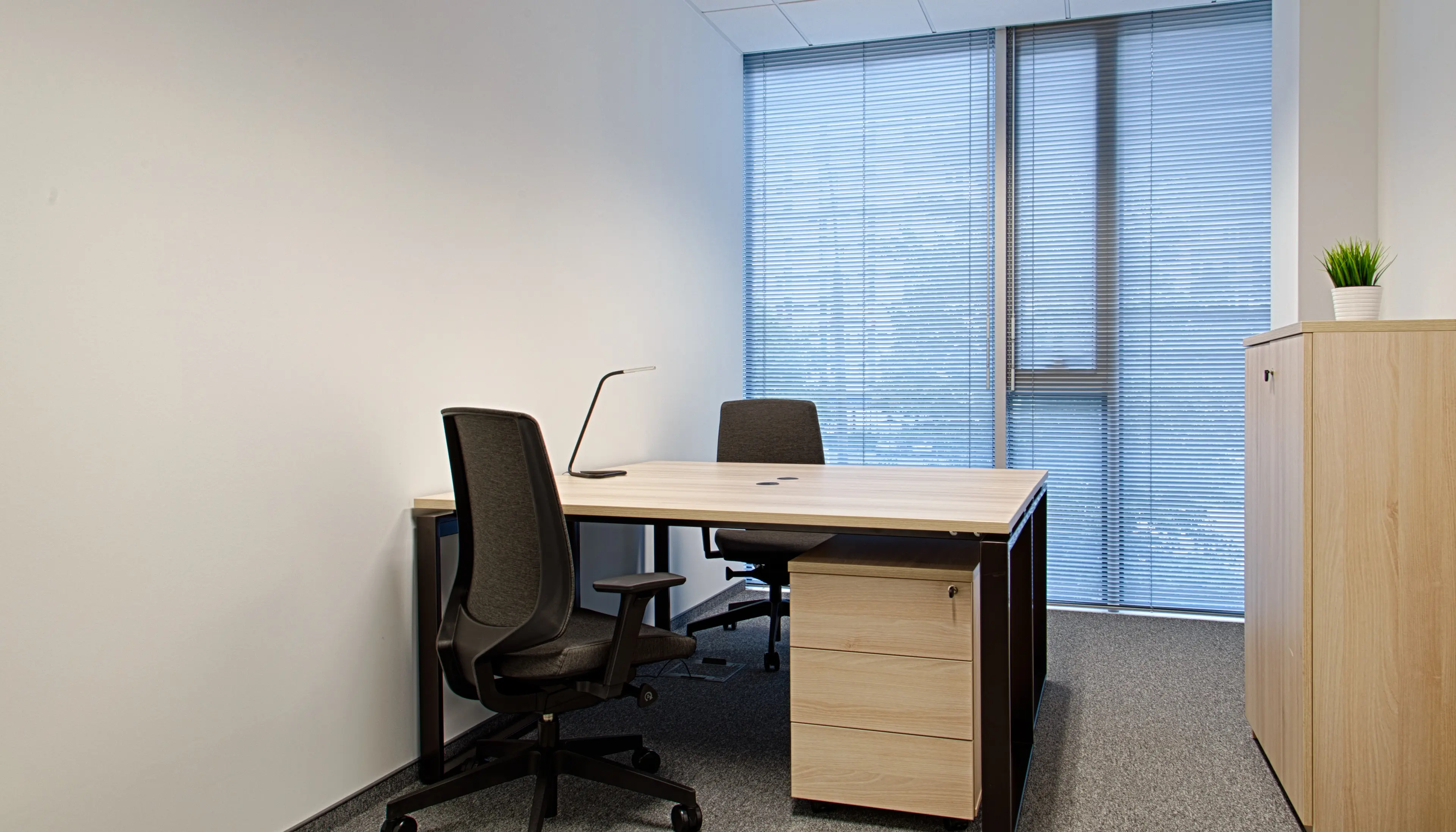 G43 Office Center - Biura Serwisowane, Grzybowska 43, Warszawa, Wola