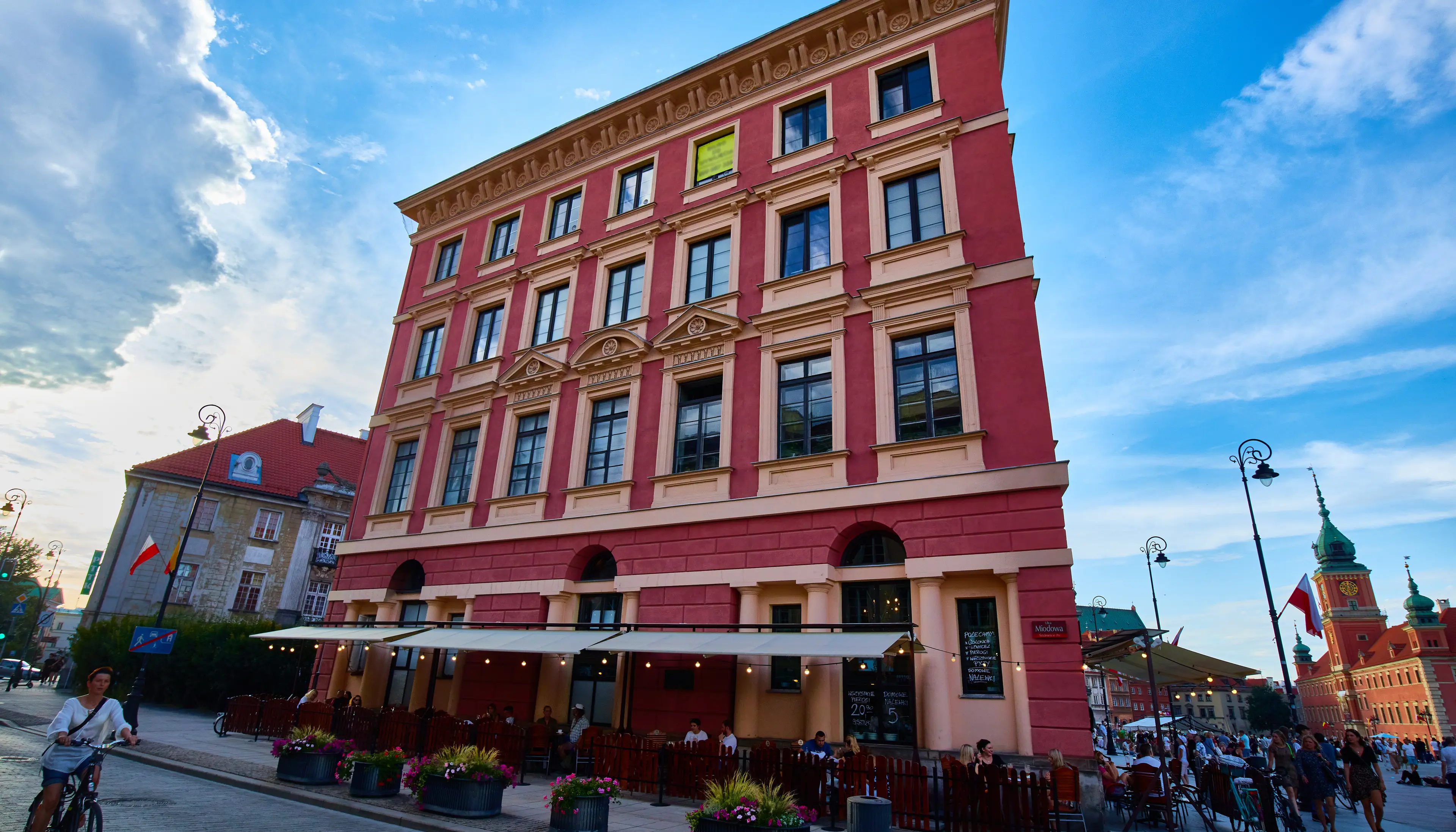 Krakowskie Przedmieście 79, Krakowskie Przedmieście 79, Warszawa, Centrum