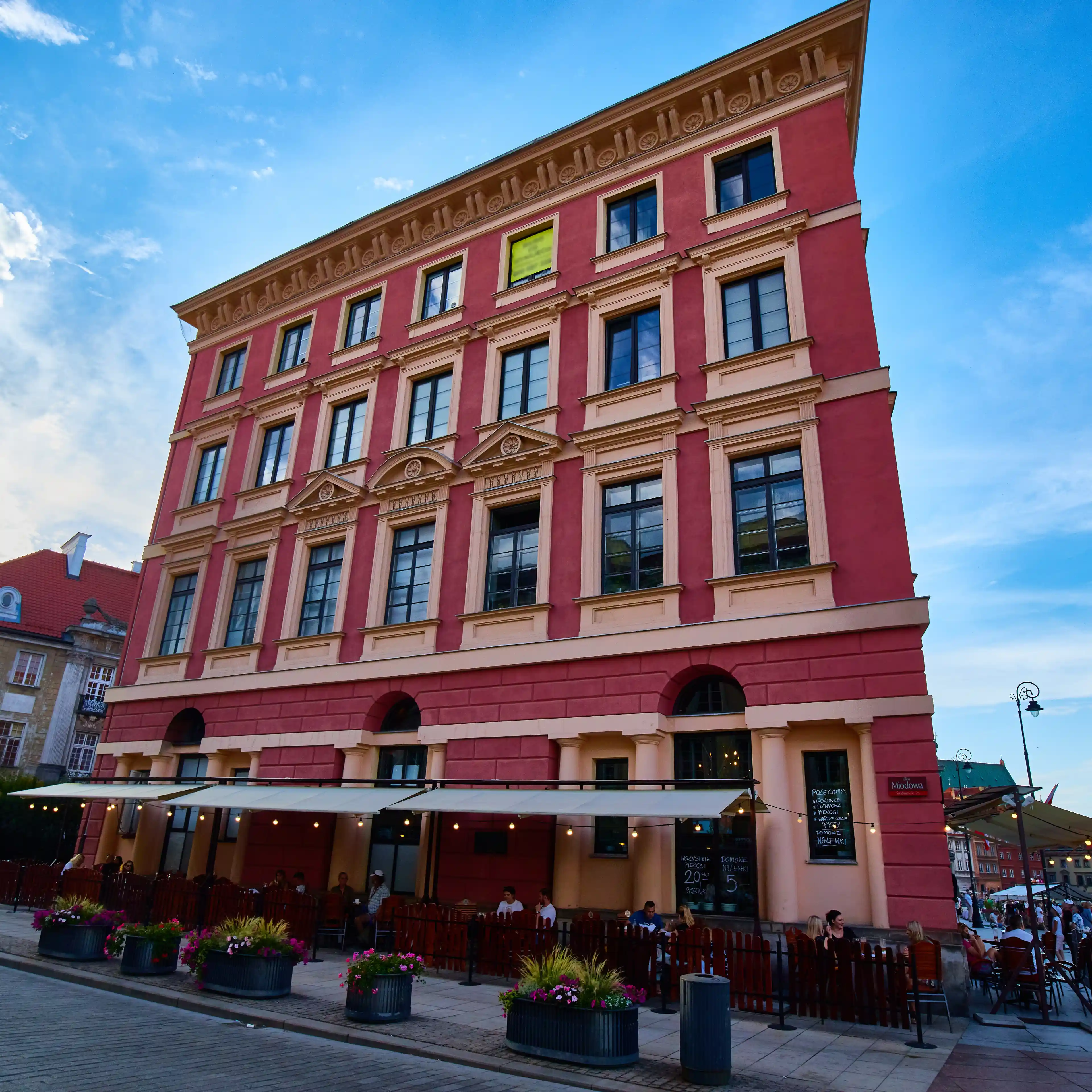 Krakowskie Przedmieście 79, Krakowskie Przedmieście 79, Warszawa, Centrum