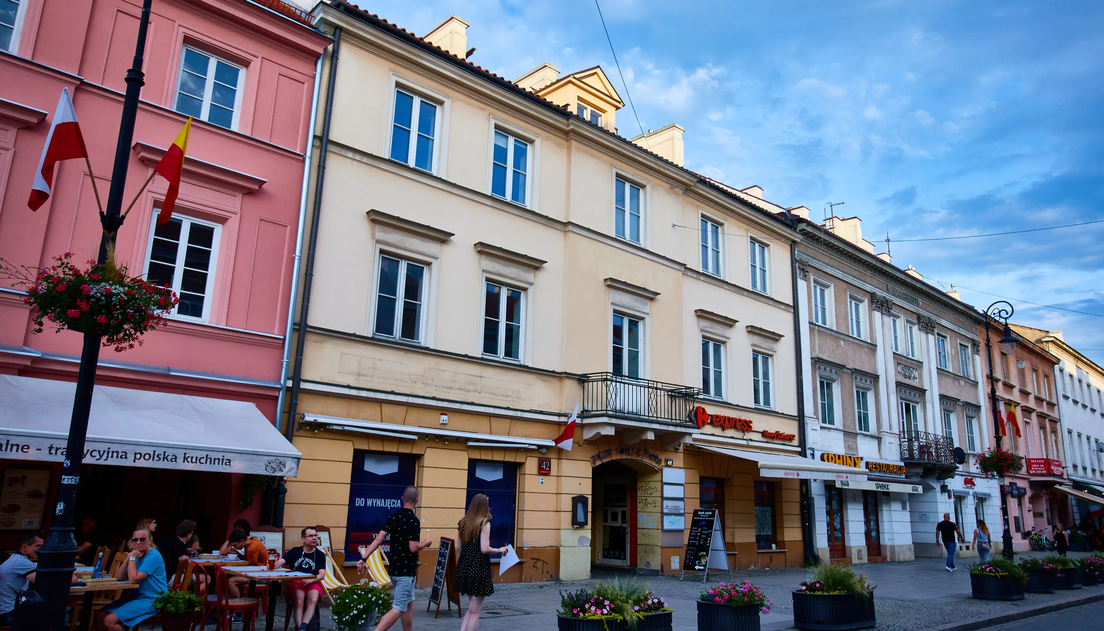 Nowy Świat 42, Nowy Świat 42, Warszawa, Centrum