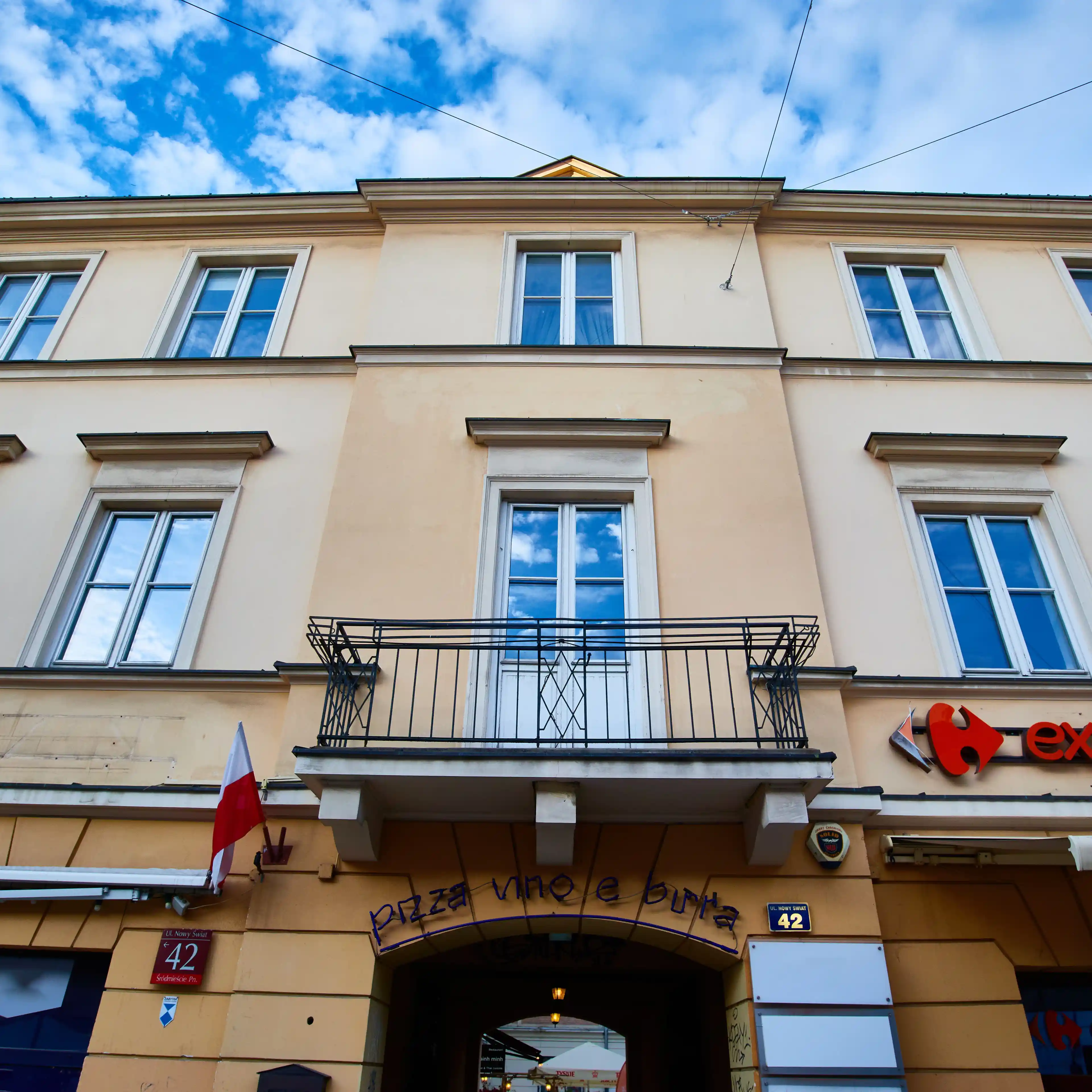 Nowy Świat 42, Nowy Świat 42, Warsaw, Centrum