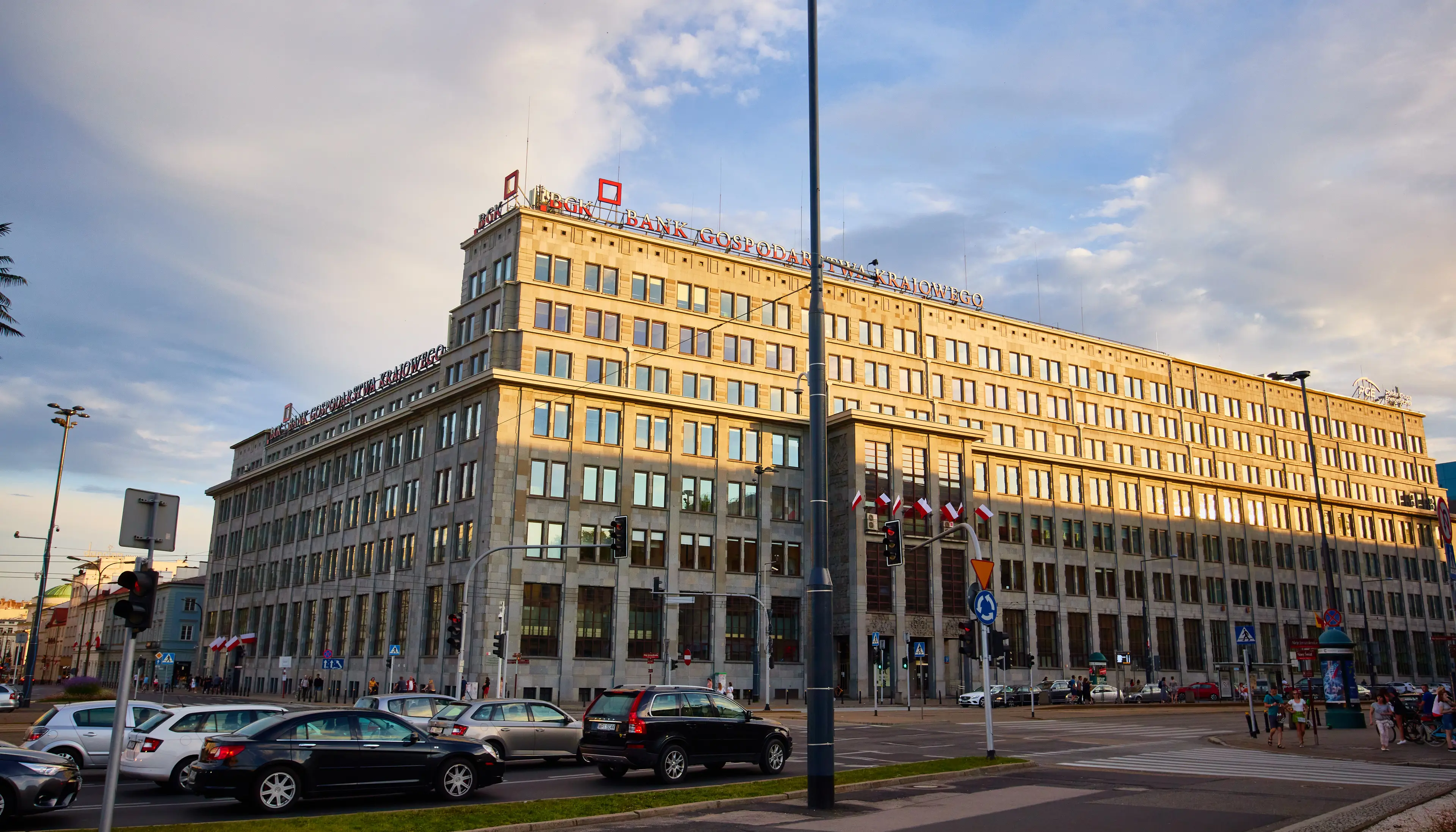 Budynek Banku Gospodarstwa Krajowego, Al. Jerozolimskie 7, Warszawa, Centrum