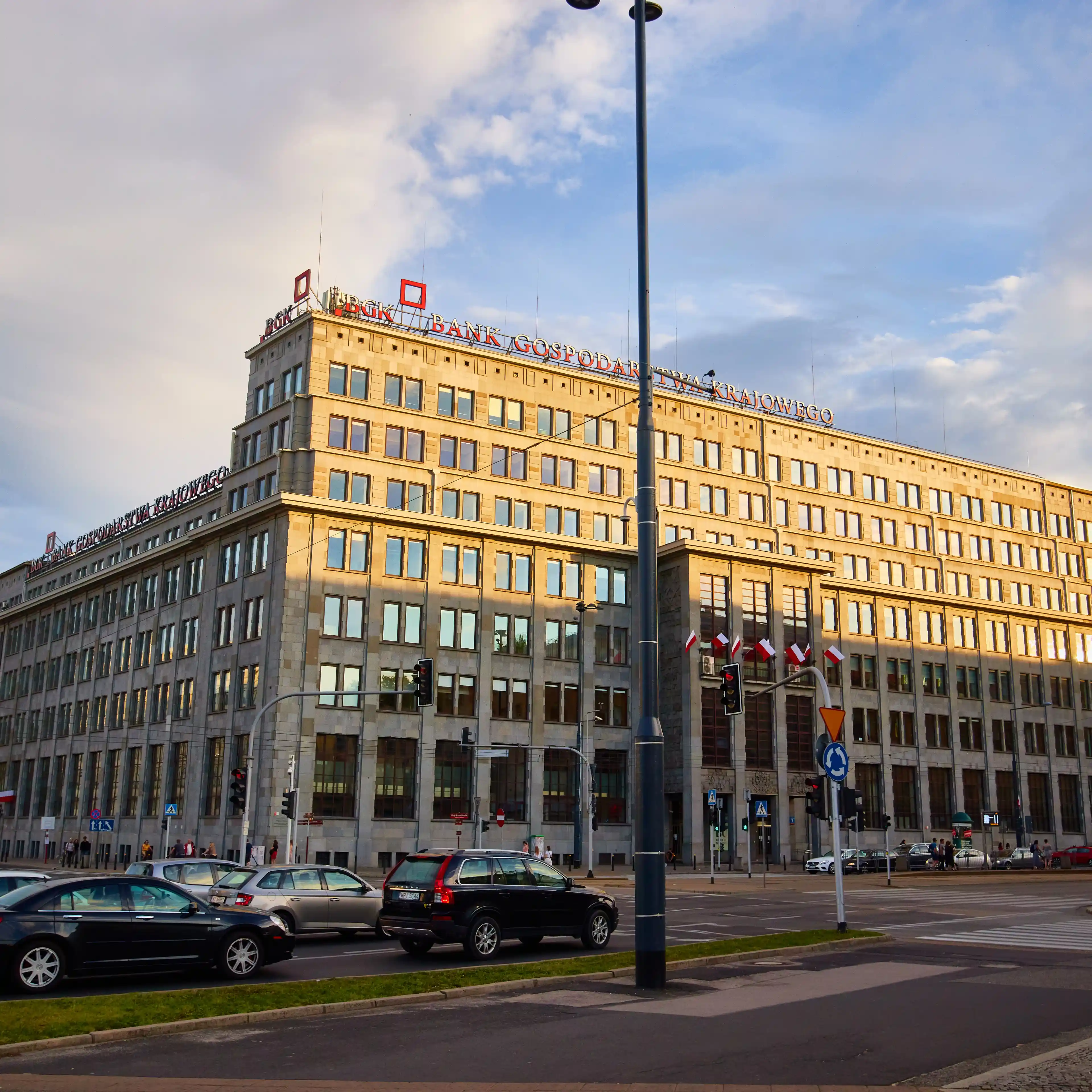 Budynek Banku Gospodarstwa Krajowego, Al. Jerozolimskie 7, Warsaw, Centrum