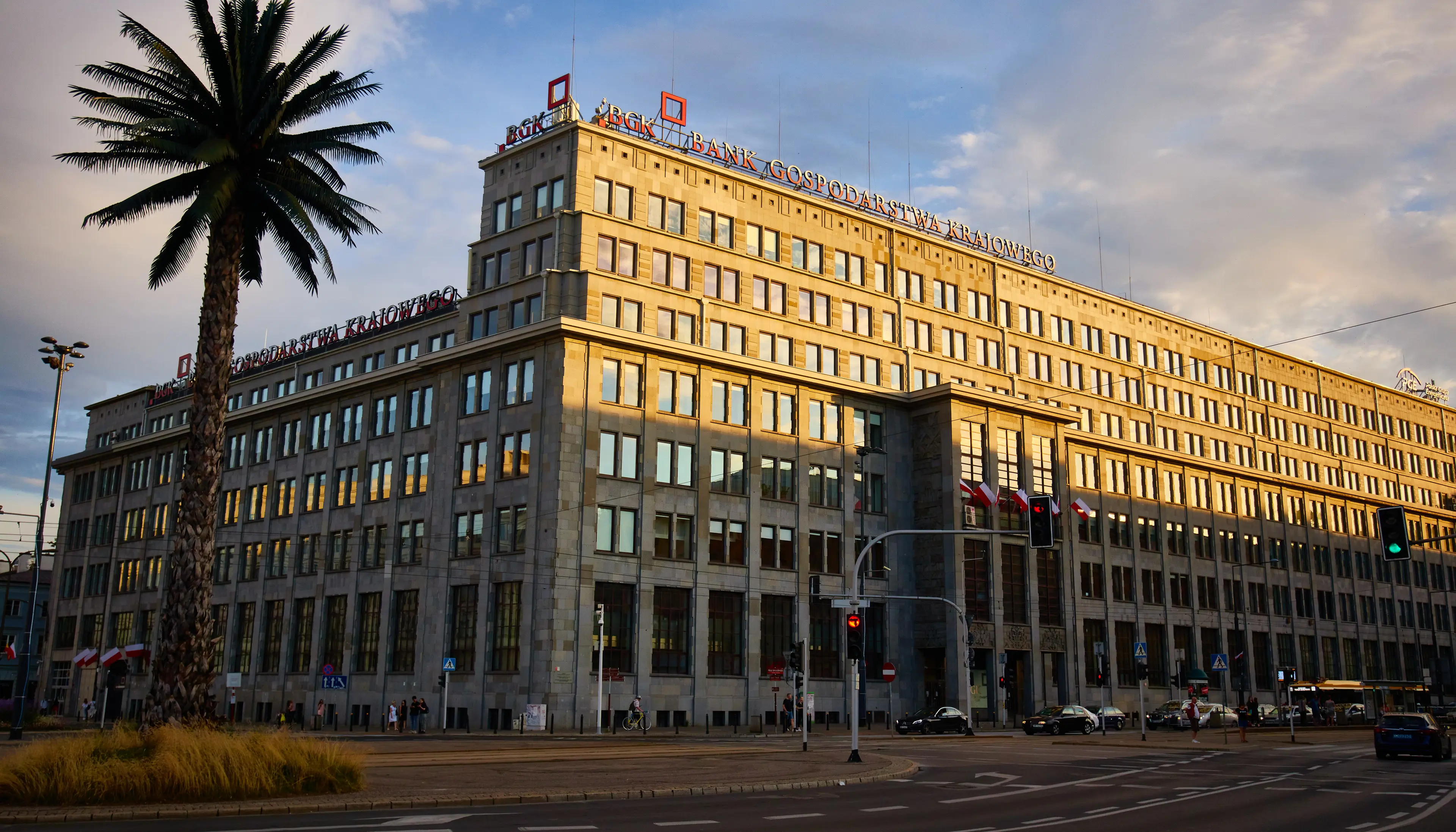 Budynek Banku Gospodarstwa Krajowego, Al. Jerozolimskie 7, Warszawa, Centrum