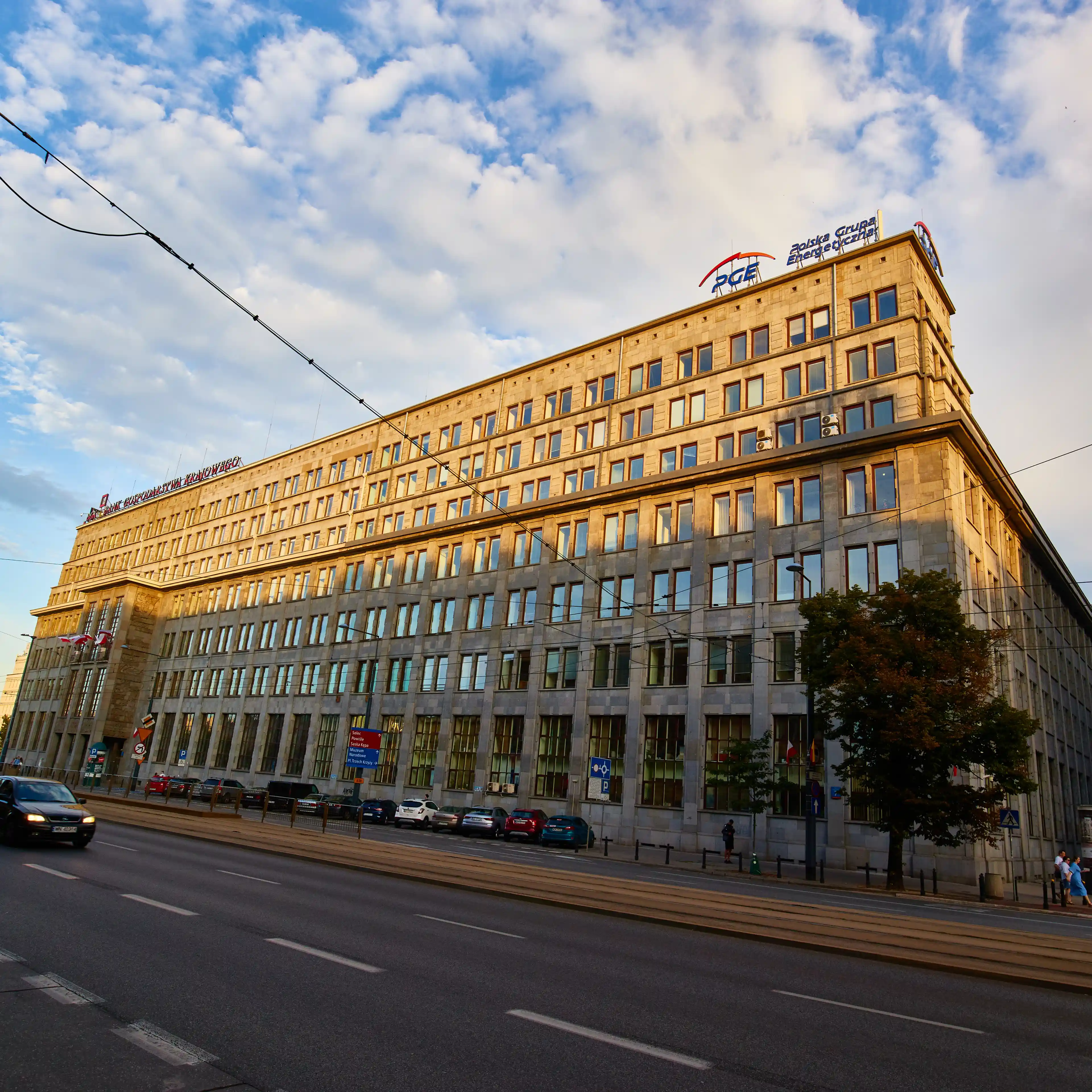 Budynek Banku Gospodarstwa Krajowego, Al. Jerozolimskie 7, Warsaw, Centrum