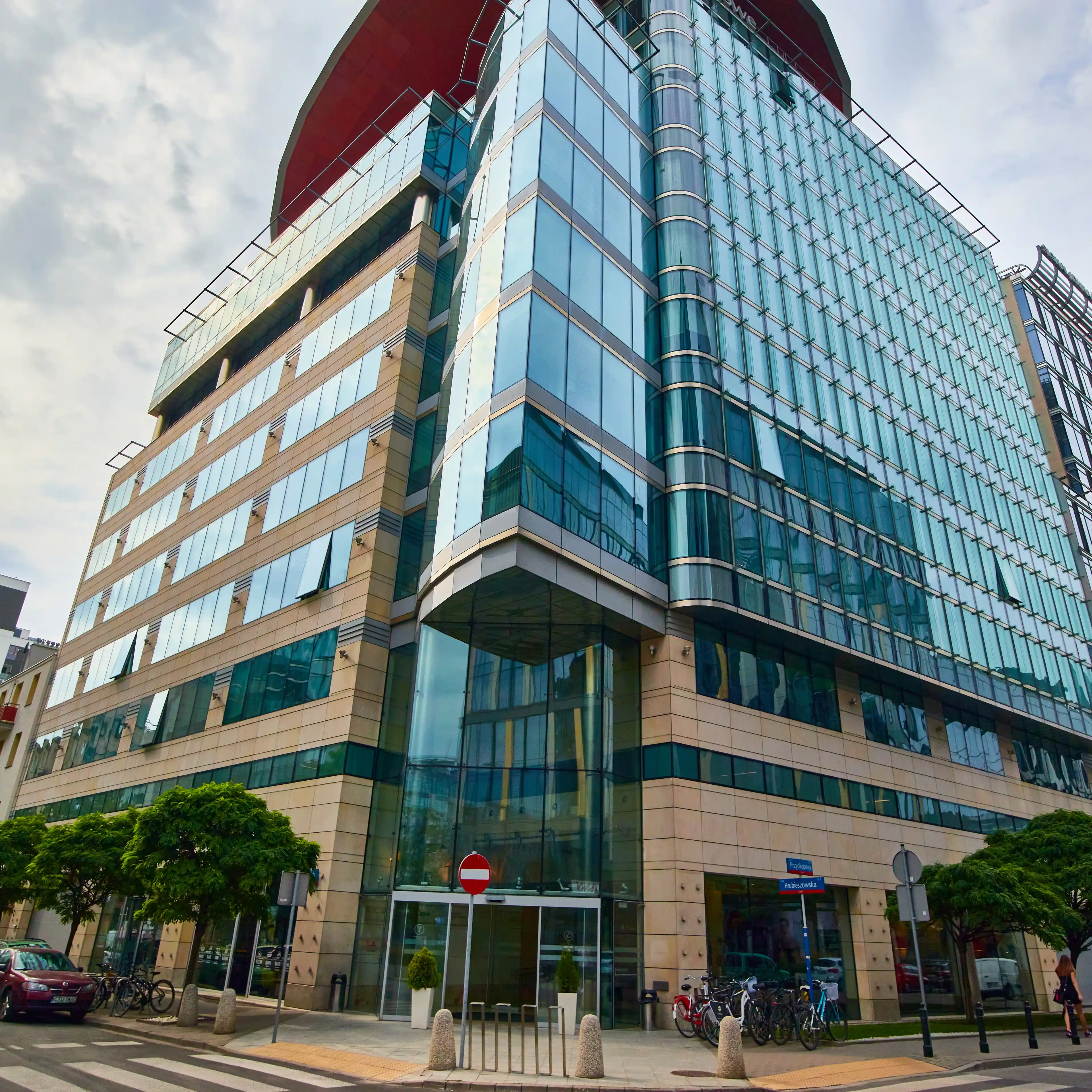 myhive Crown Tower, Hrubieszowska 2, Warszawa, Wola