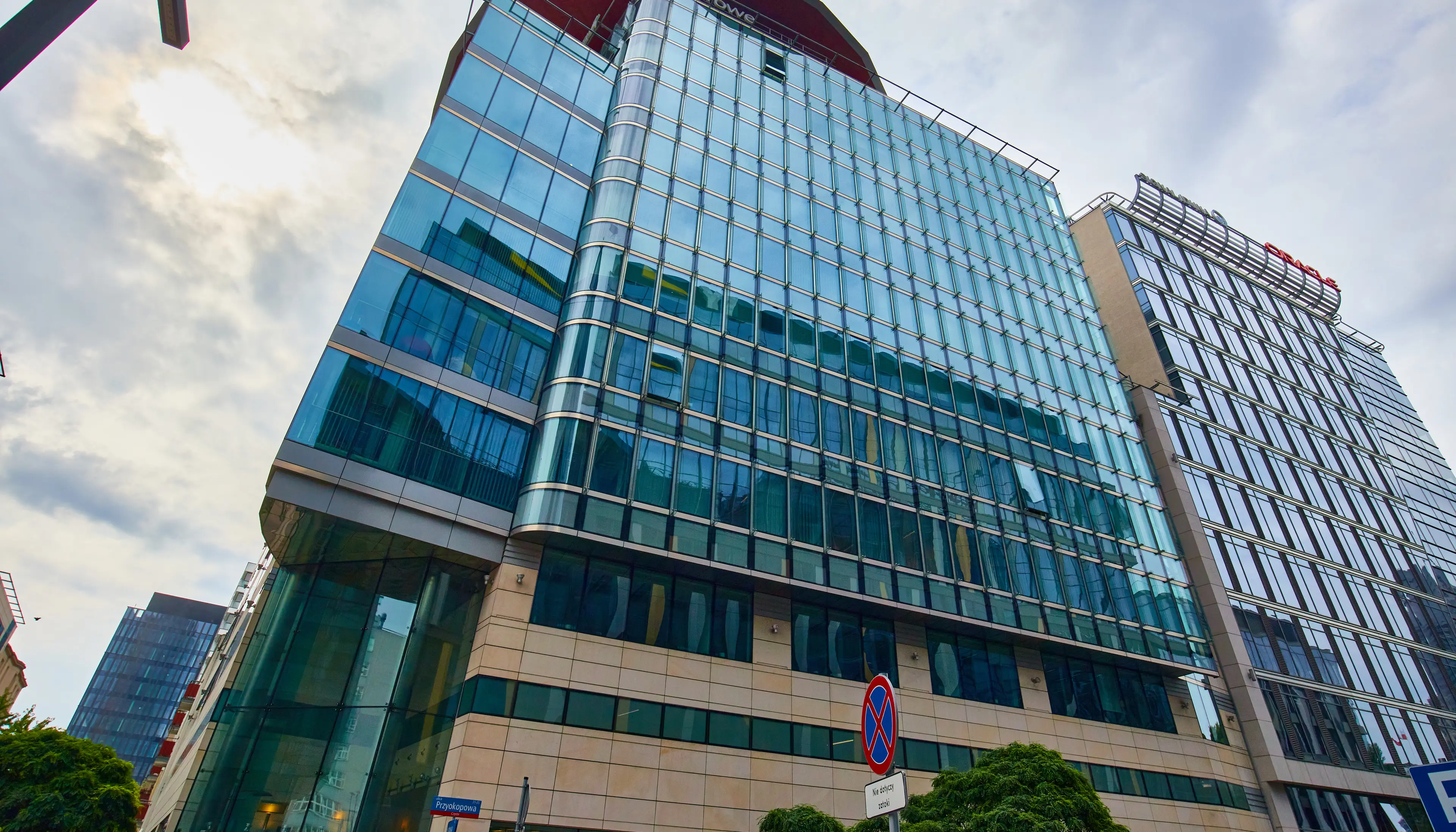 myhive Crown Tower, Hrubieszowska 2, Warszawa, Wola