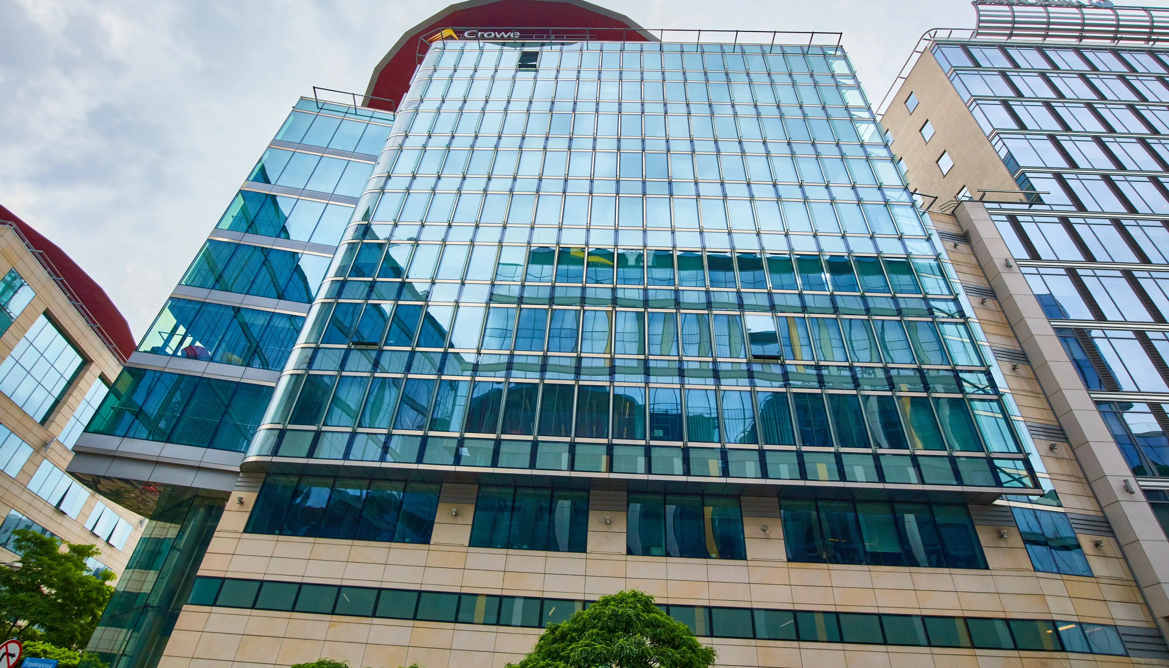 myhive Crown Tower, Hrubieszowska 2, Warszawa, Wola