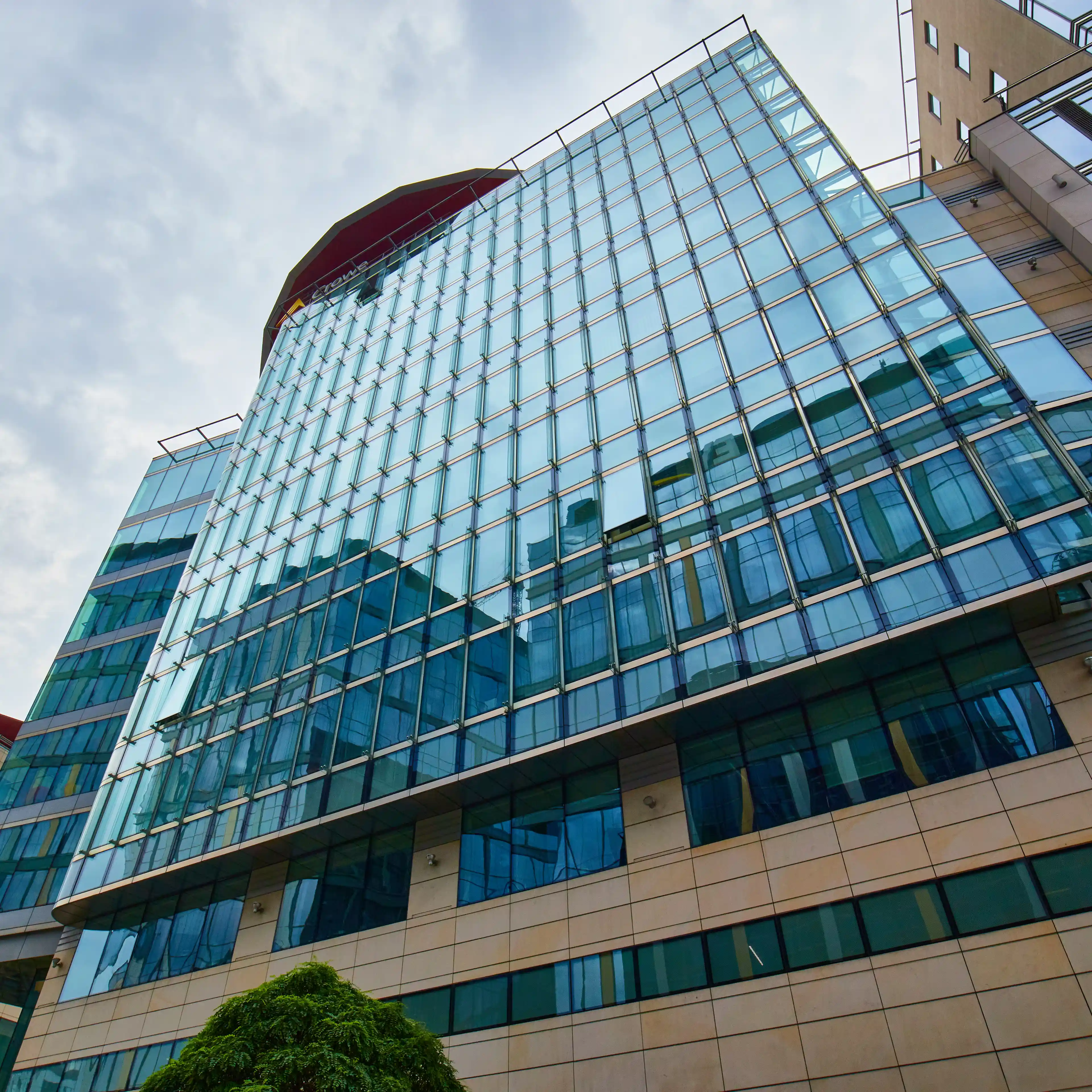 myhive Crown Tower, Hrubieszowska 2, Warszawa, Wola