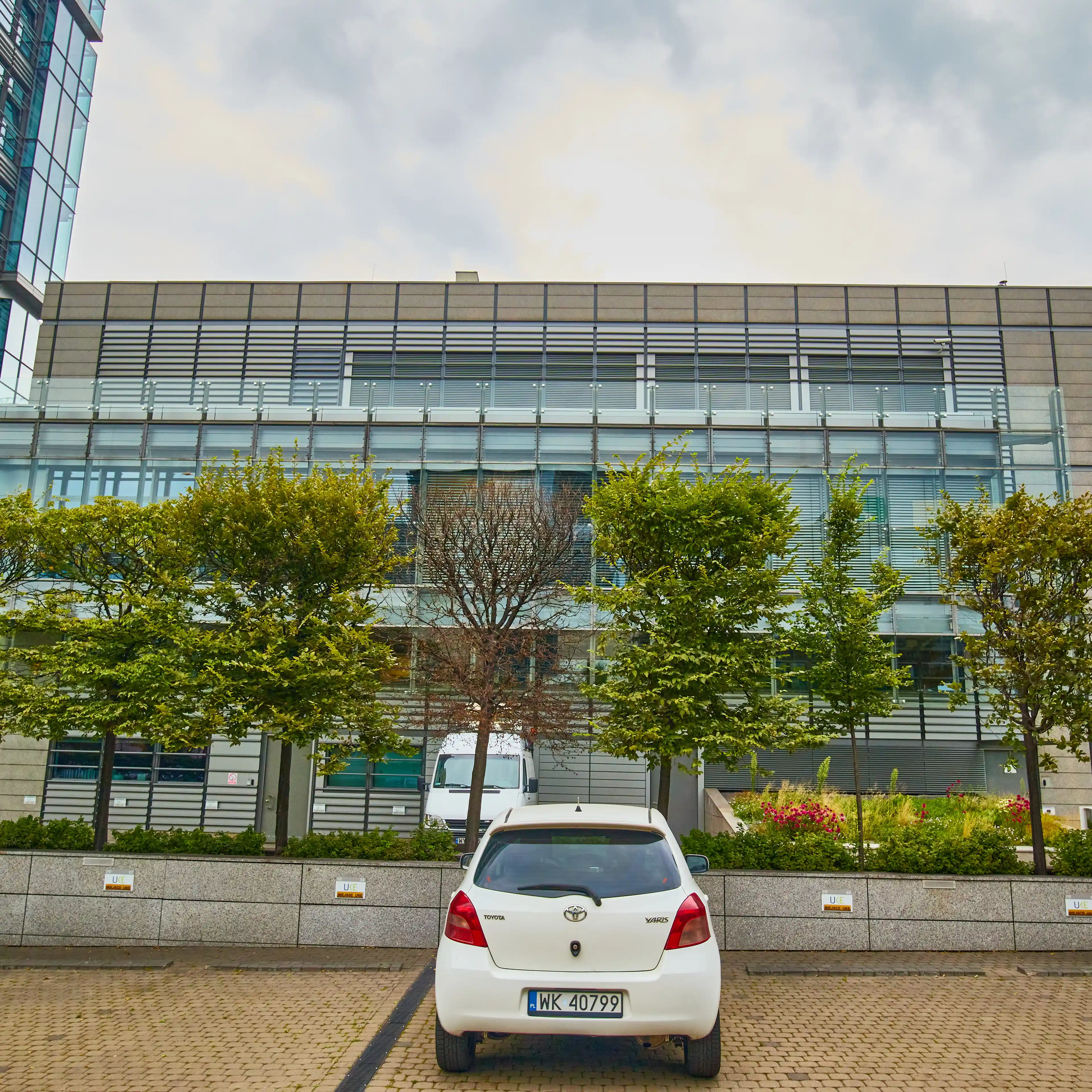 G9 / VICTORIA, Giełdowa 7/9, Warszawa, Wola