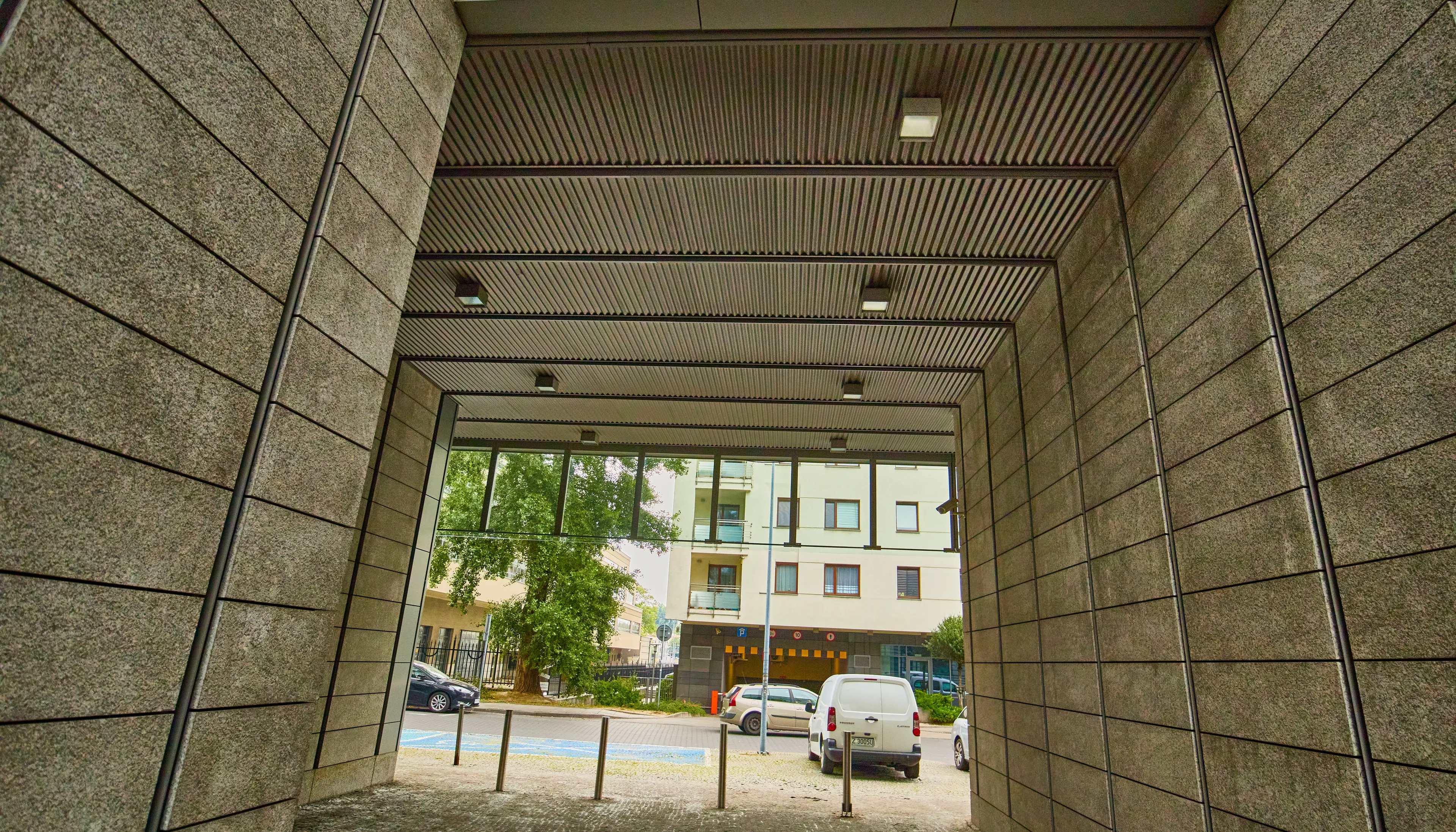 G9 / VICTORIA, Giełdowa 7/9, Warszawa, Wola