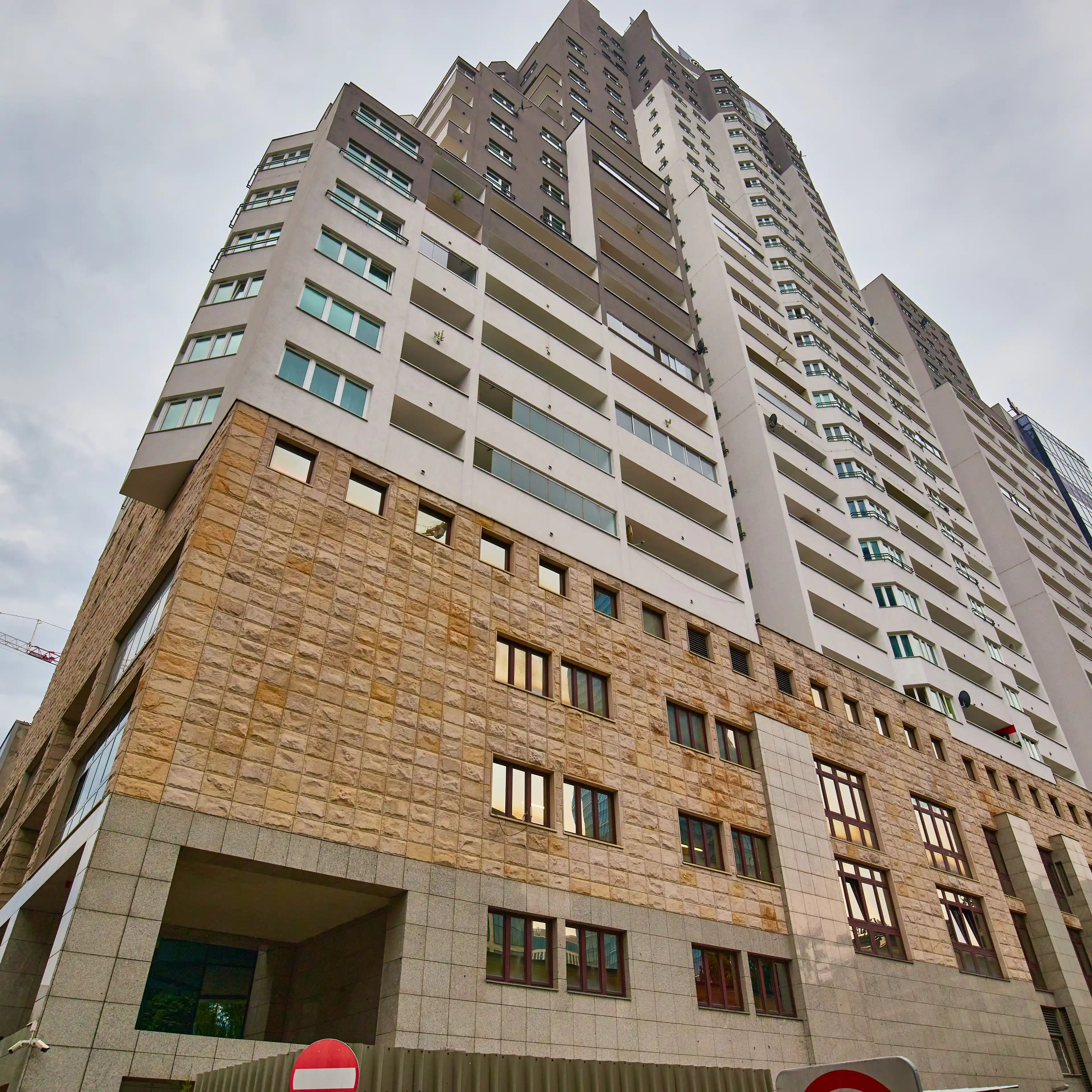 Łucka 15 - Biura serwisowane, Łucka 15, Warsaw, Wola