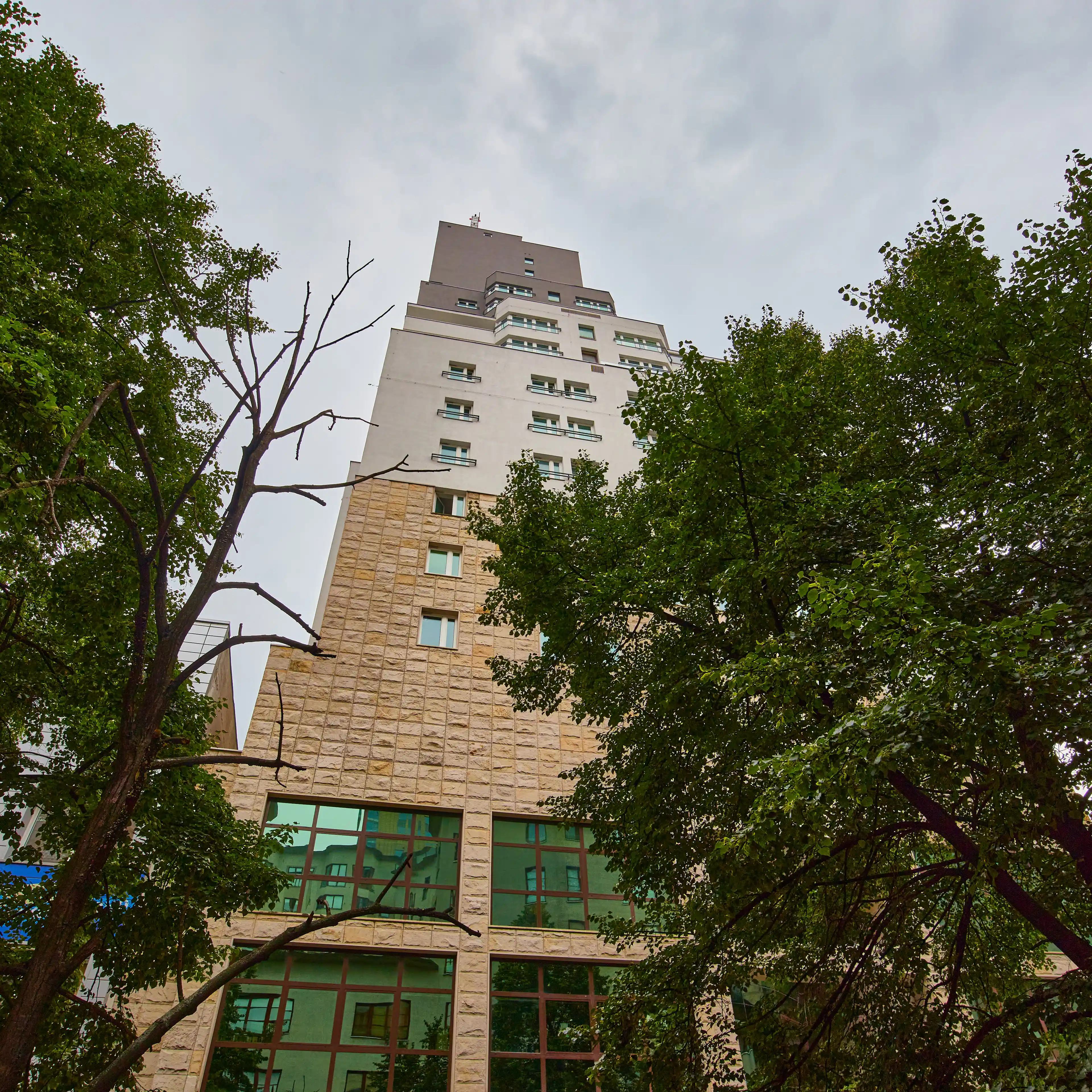 Łucka 15 - Biura serwisowane, Łucka 15, Warsaw, Wola