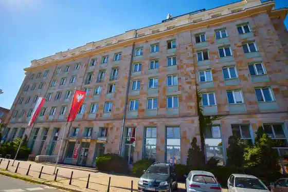 Brechta 3, Brechta 3, Warszawa, Praga