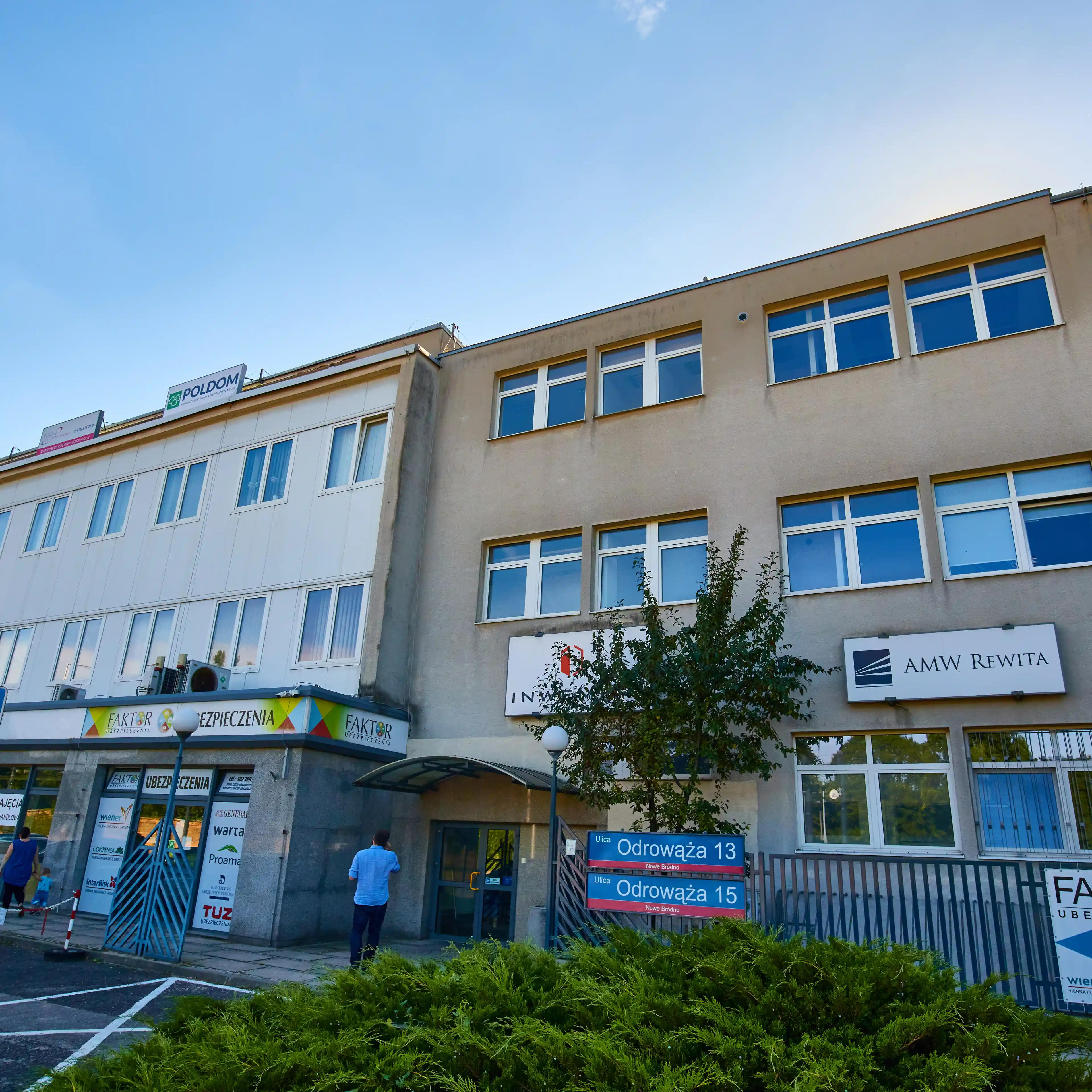 Odrowąża 15, Odrowąża 15, Warsaw, Praga