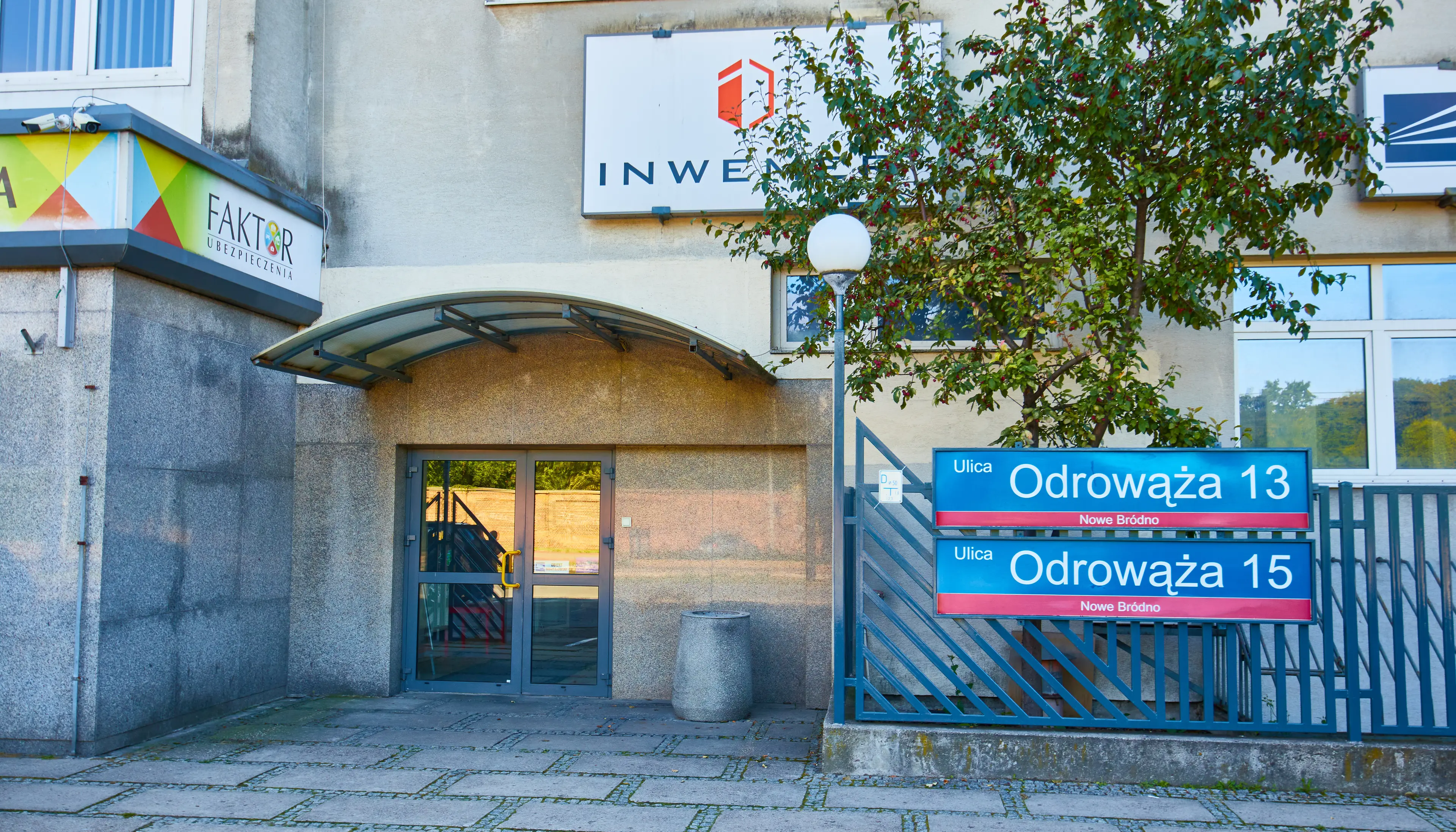 Odrowąża 15, Odrowąża 15, Warsaw, Praga