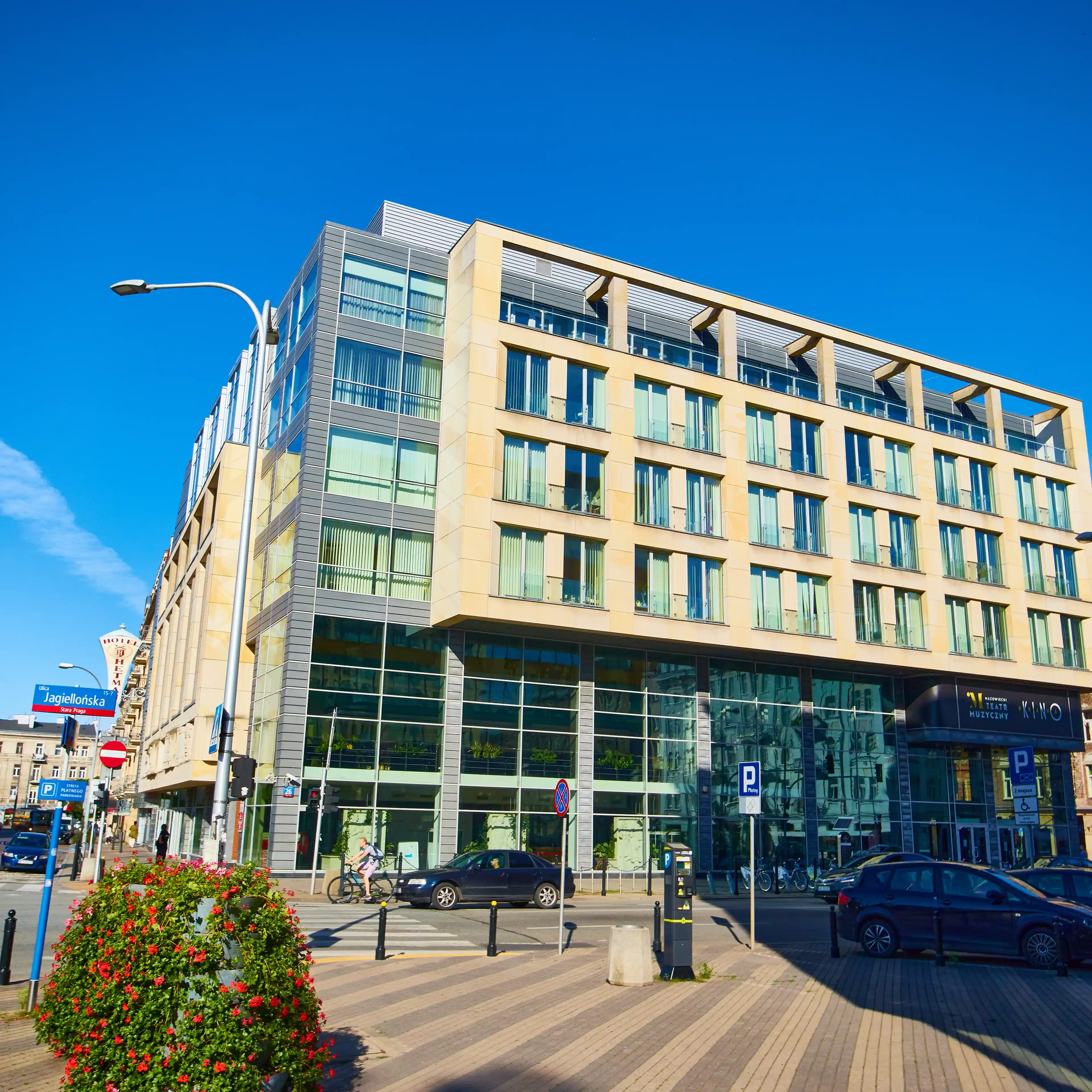 Centrum Praha, Jagiellońska 26, Warszawa, Praga