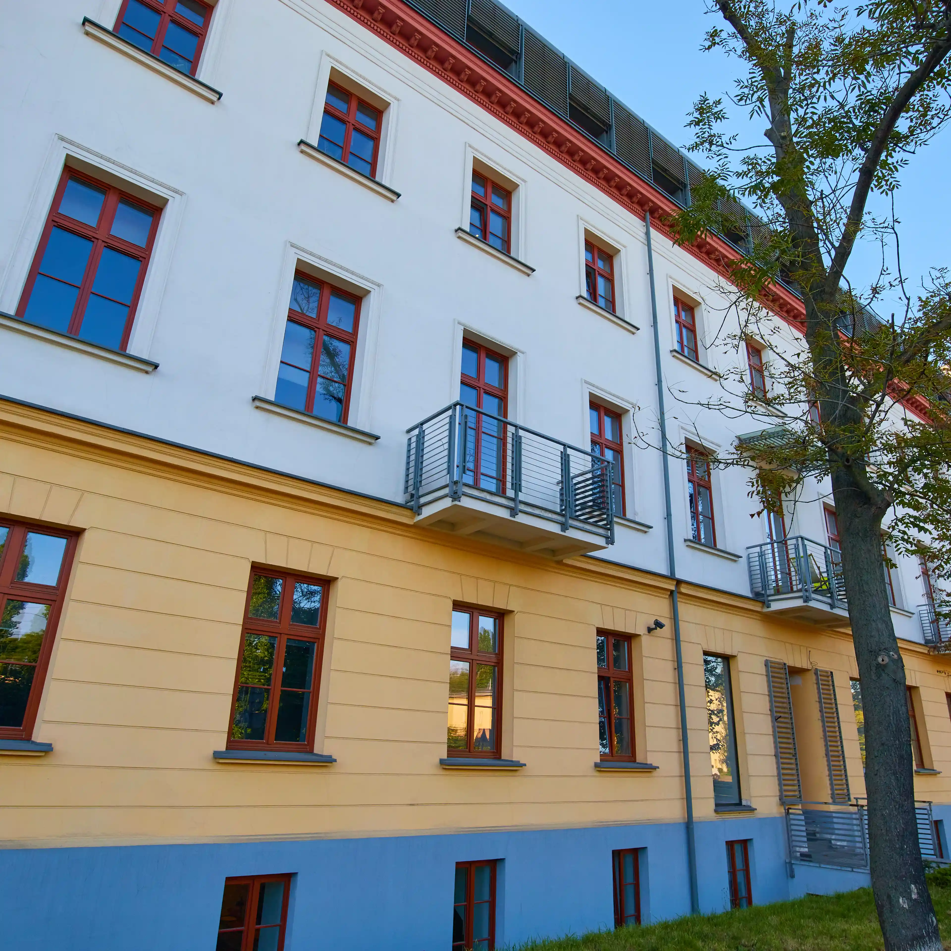 Kamienica 5, Kijowska 5, Warsaw, Praga