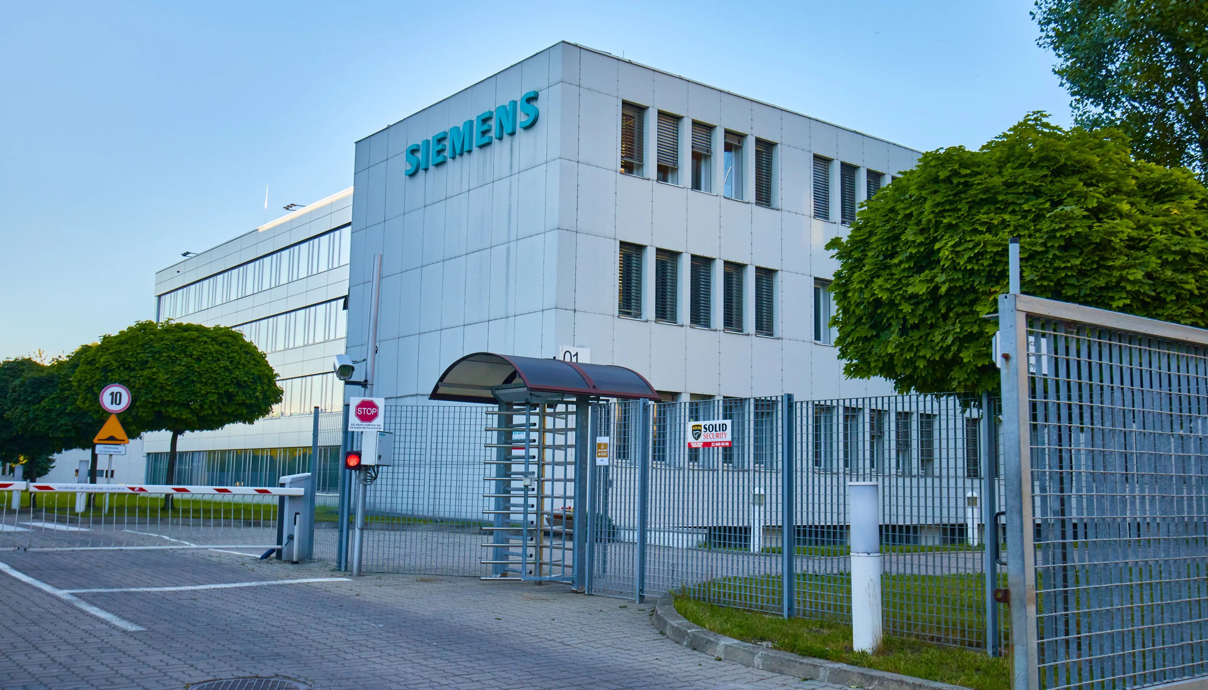 Siemens HQ, Żupnicza 11, Warszawa, Praga