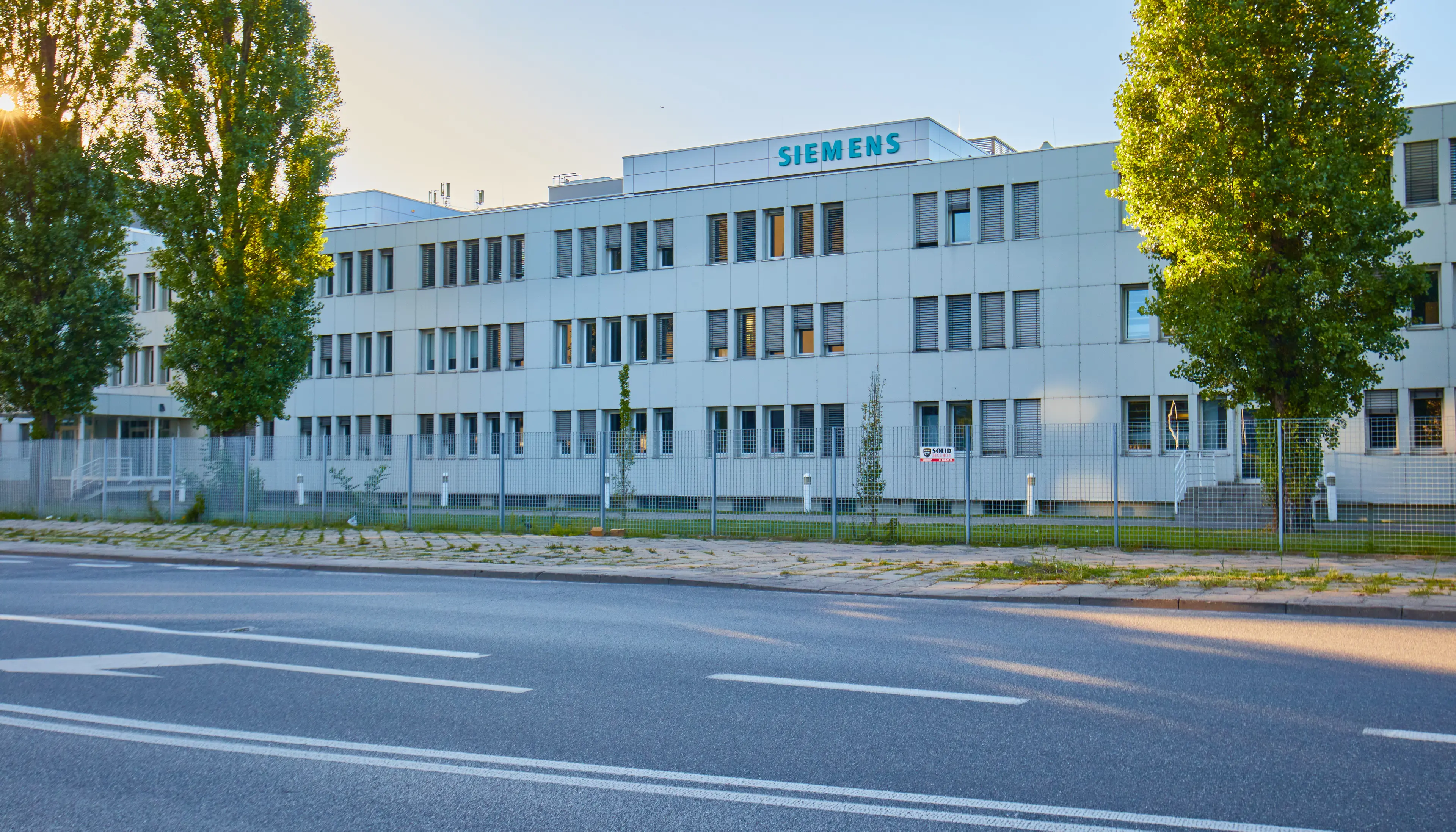 Siemens HQ, Żupnicza 11, Warszawa, Praga