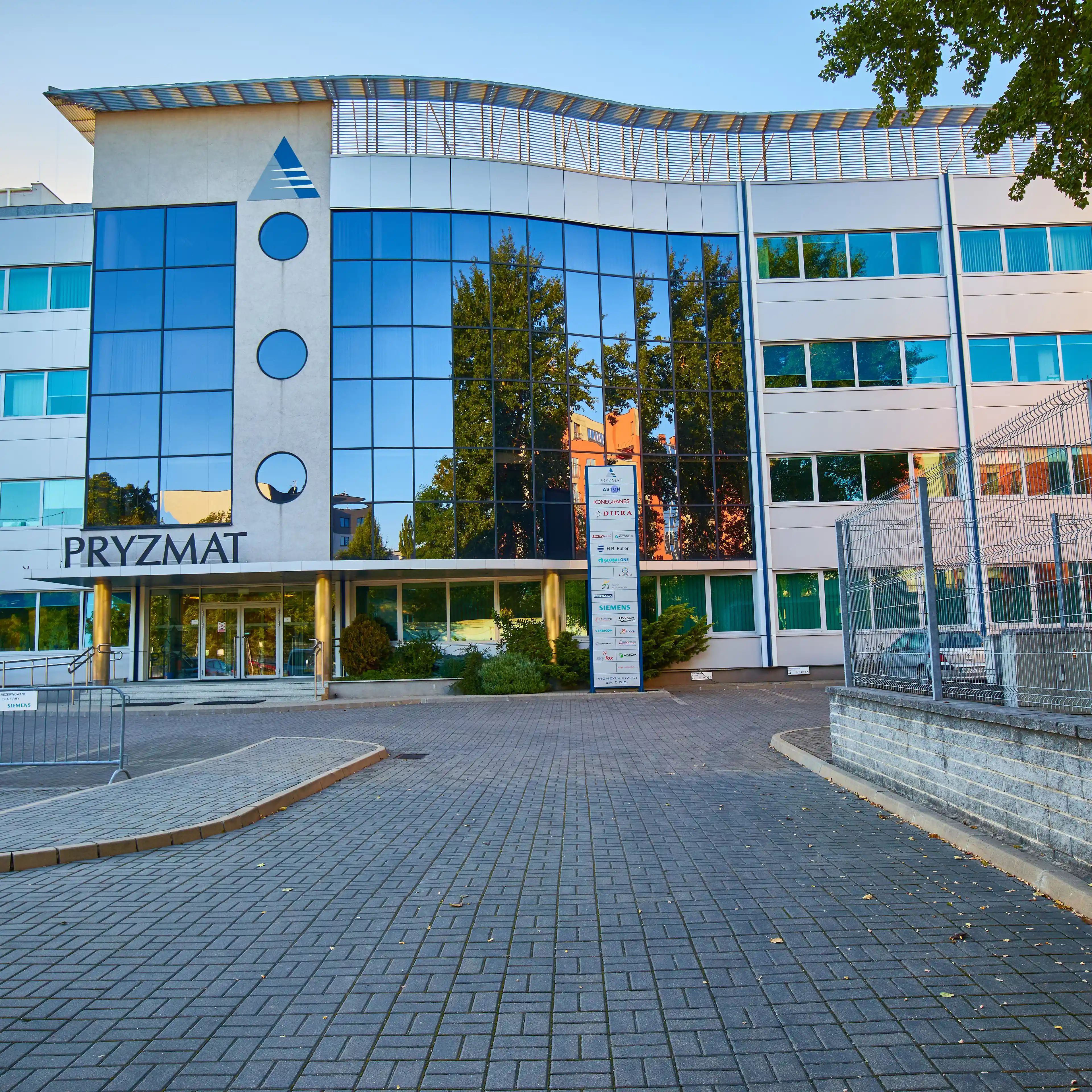 Pryzmat, Mińska 63 A, Warszawa, Praga