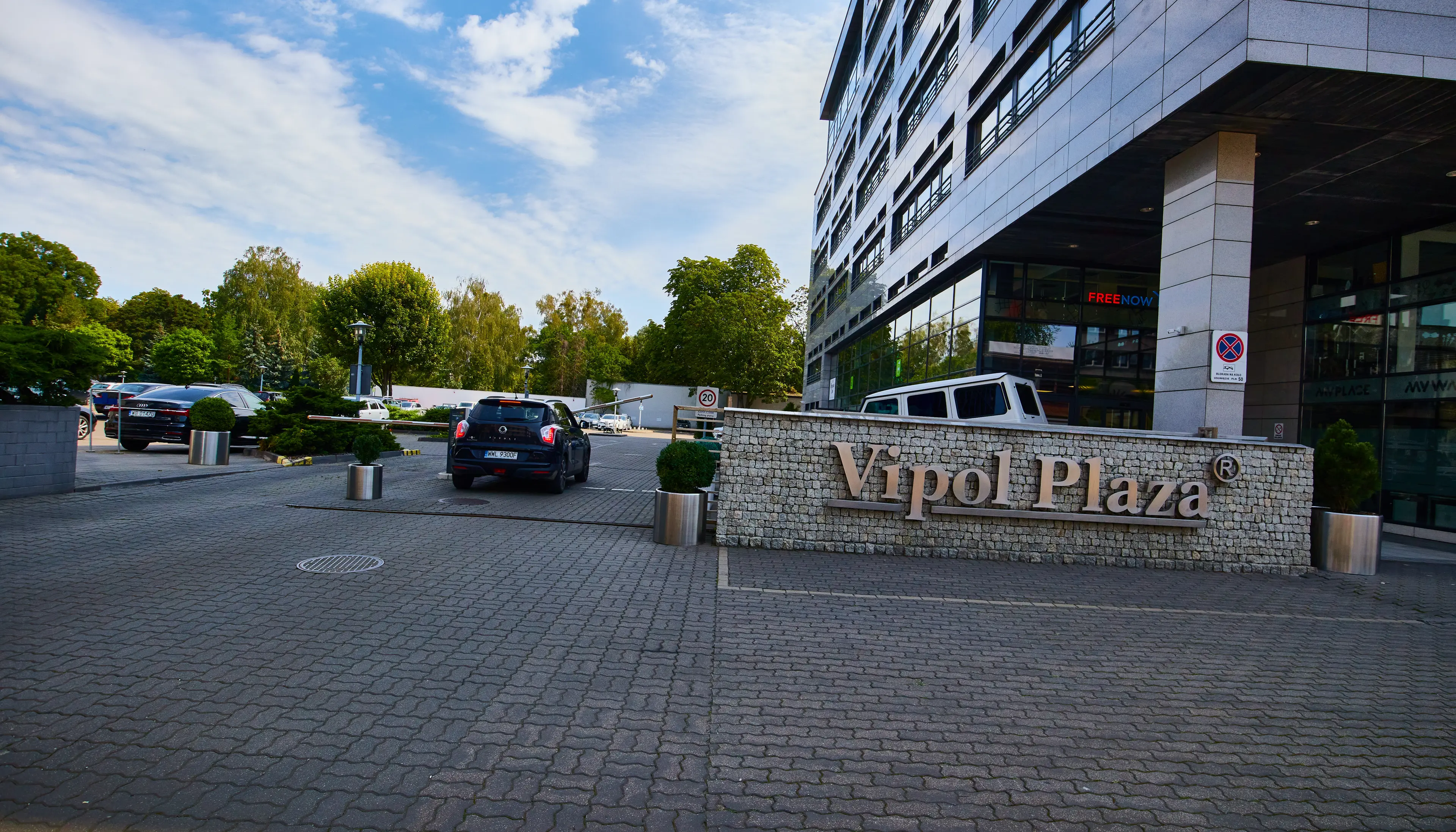Vipol Plaza IV, Młynarska 42, Warsaw, Wola
