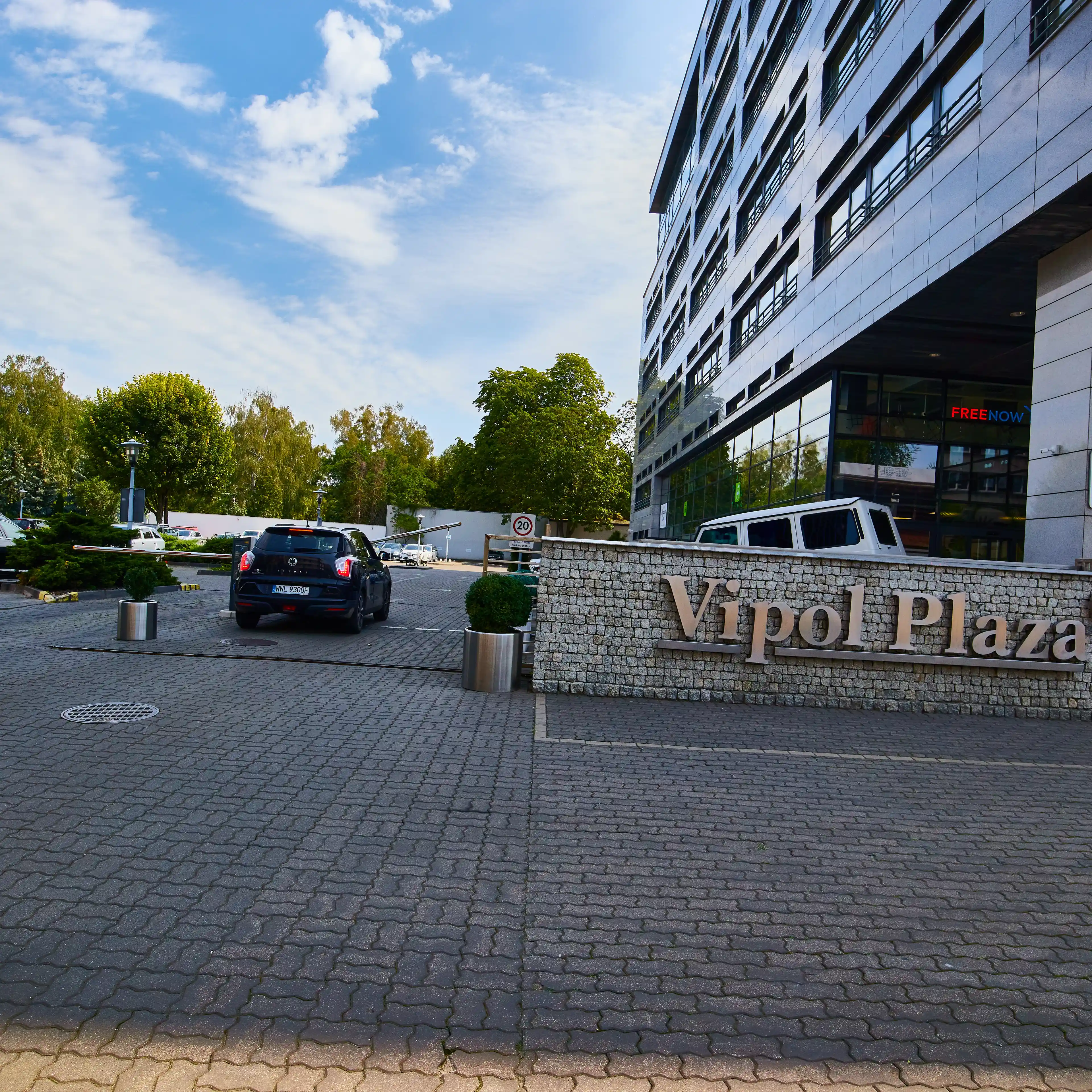 Vipol Plaza IV, Młynarska 42, Warsaw, Wola