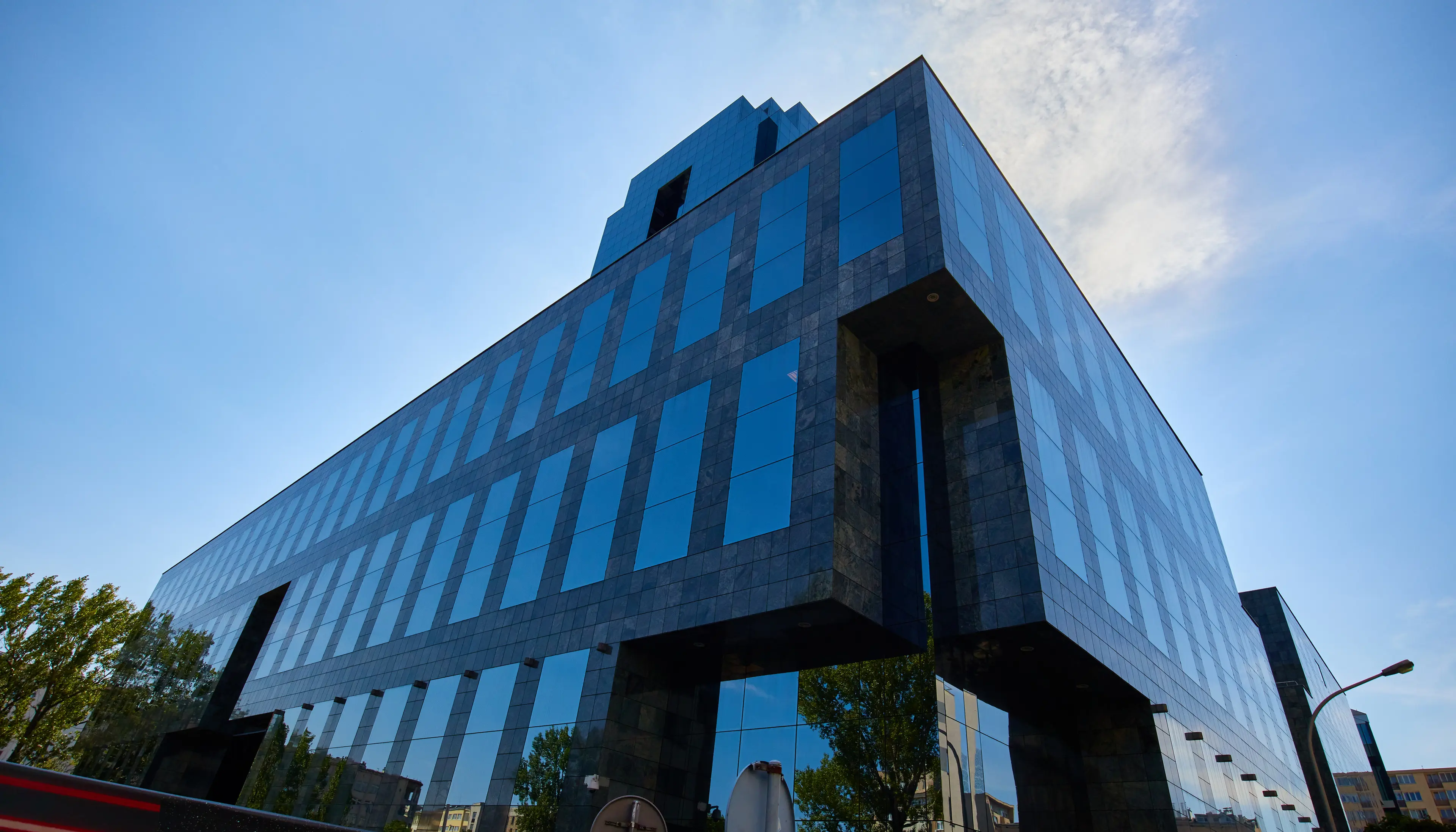 V Tower (daw. Warta Tower), Chmielna 85/87, Warszawa, Centrum