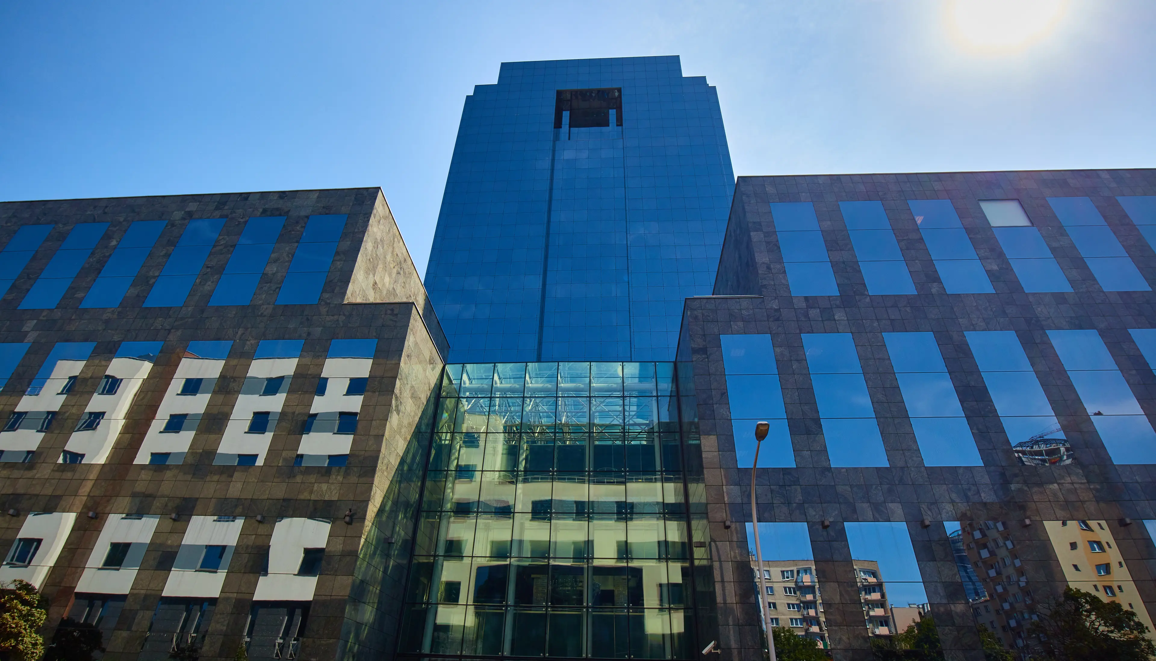 V Tower (daw. Warta Tower), Chmielna 85/87, Warszawa, Centrum