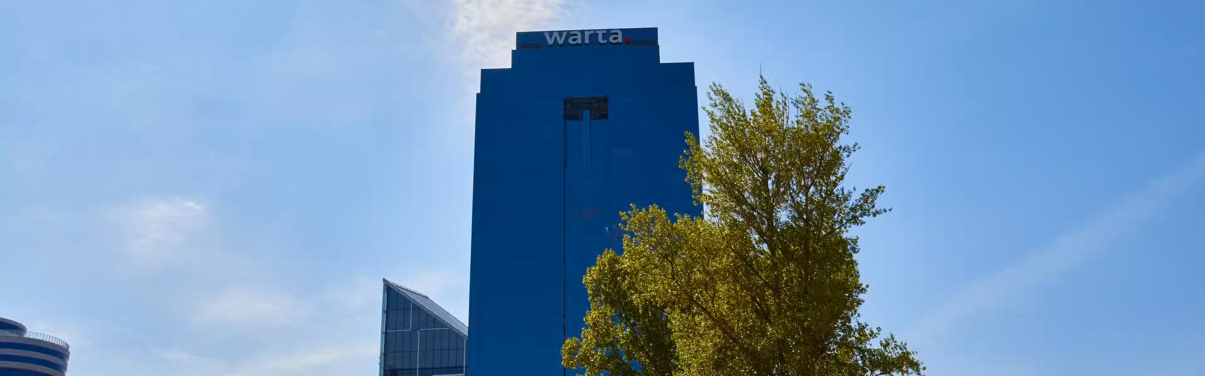 Wieżowiec przy Chmielnej przechodzi metamorfozę i zmienia nazwę na V Tower