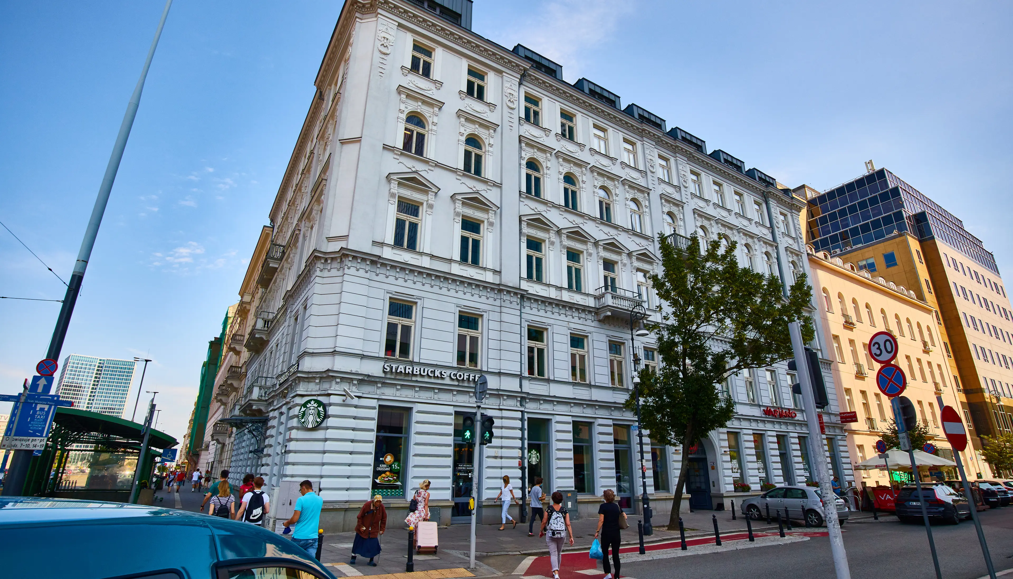 Pasaż Lipińskiego, Al. Jerozolimskie 61/63, Warsaw, Centrum