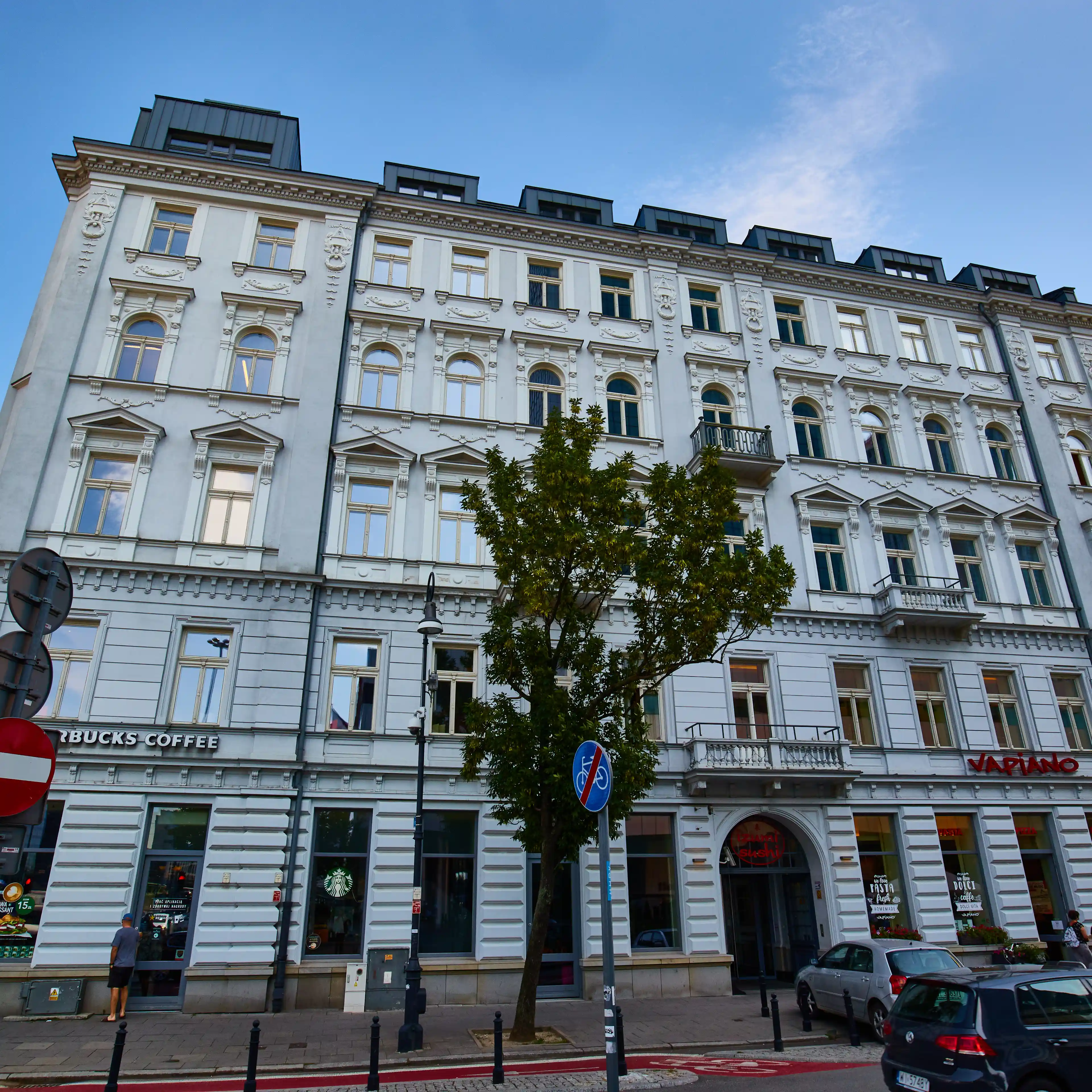 Pasaż Lipińskiego, Al. Jerozolimskie 61/63, Warsaw, Centrum