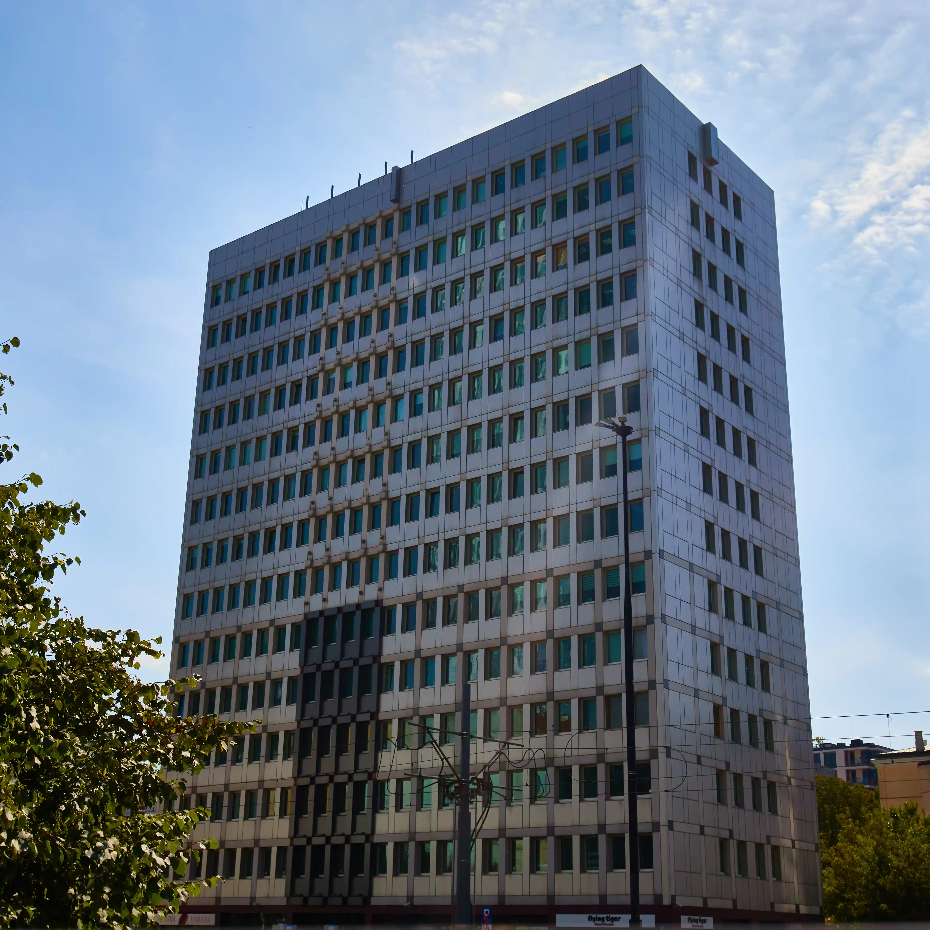 AMEW Invest, Al. Jana Pawła II 11, Warsaw, Wola