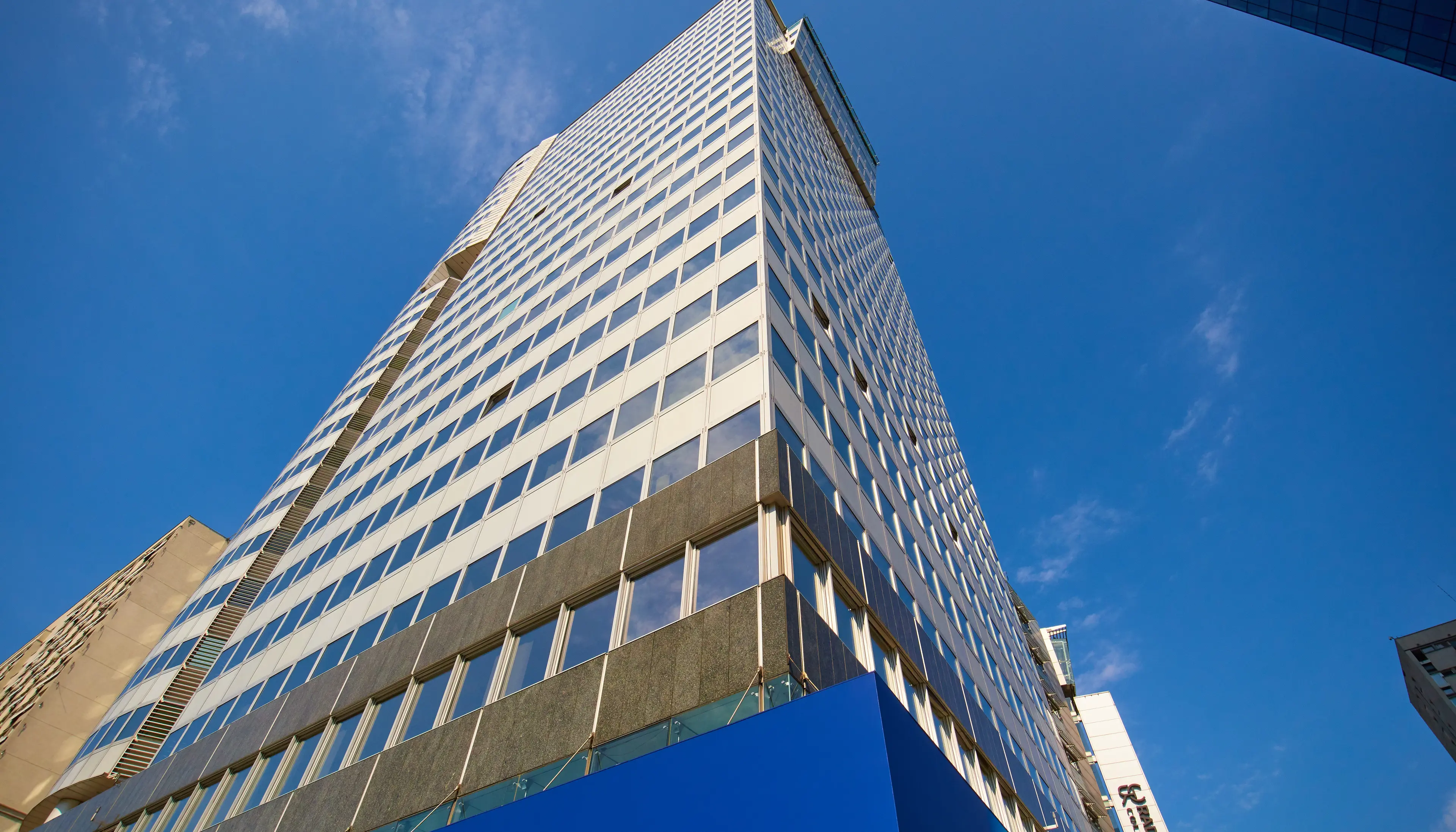PZU Tower, Al. Jana Pawła II 24, Warsaw, Centrum