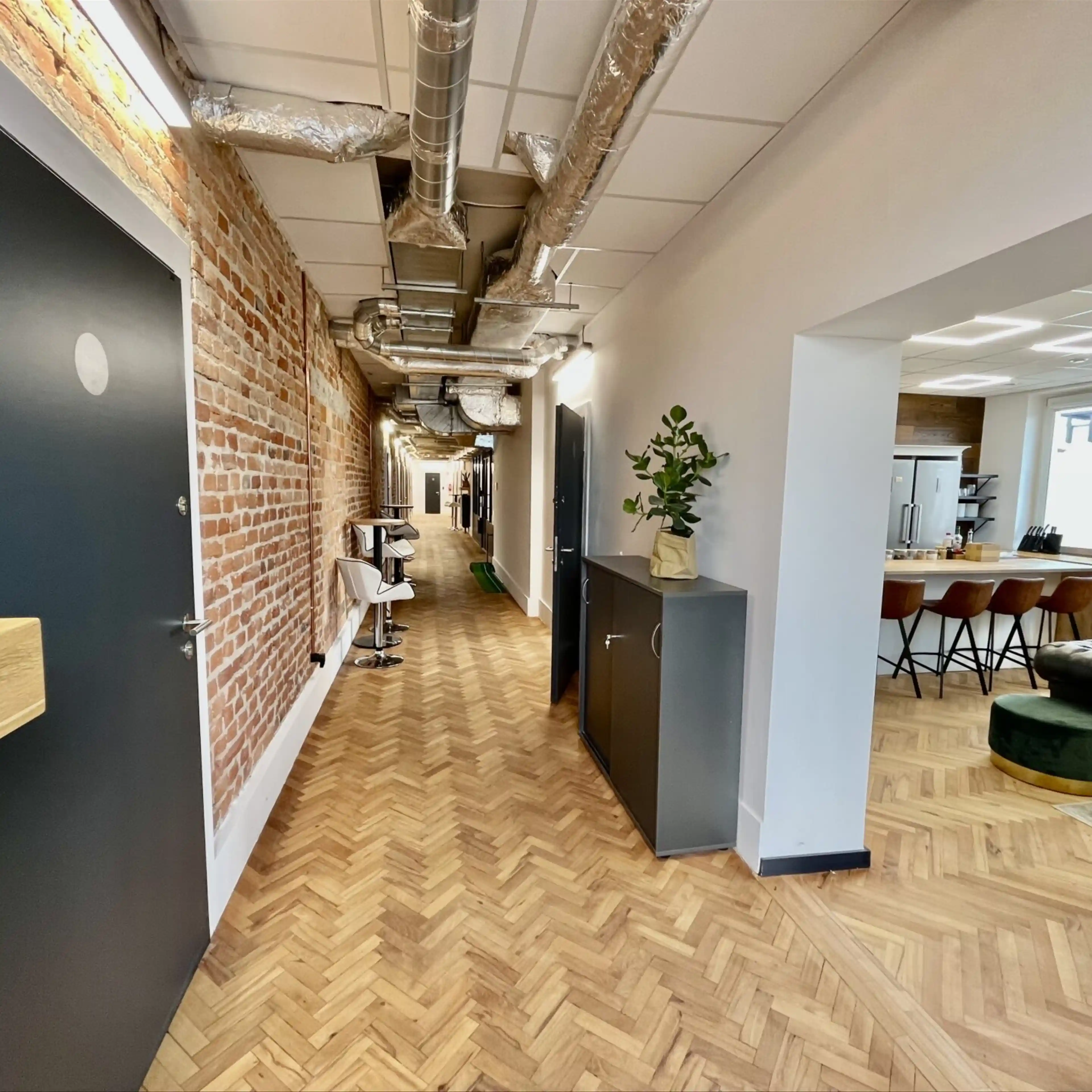 Co:Spot Office & Coworking - Biura serwisowane, Zachodnia 70, Łódź, Śródmieście