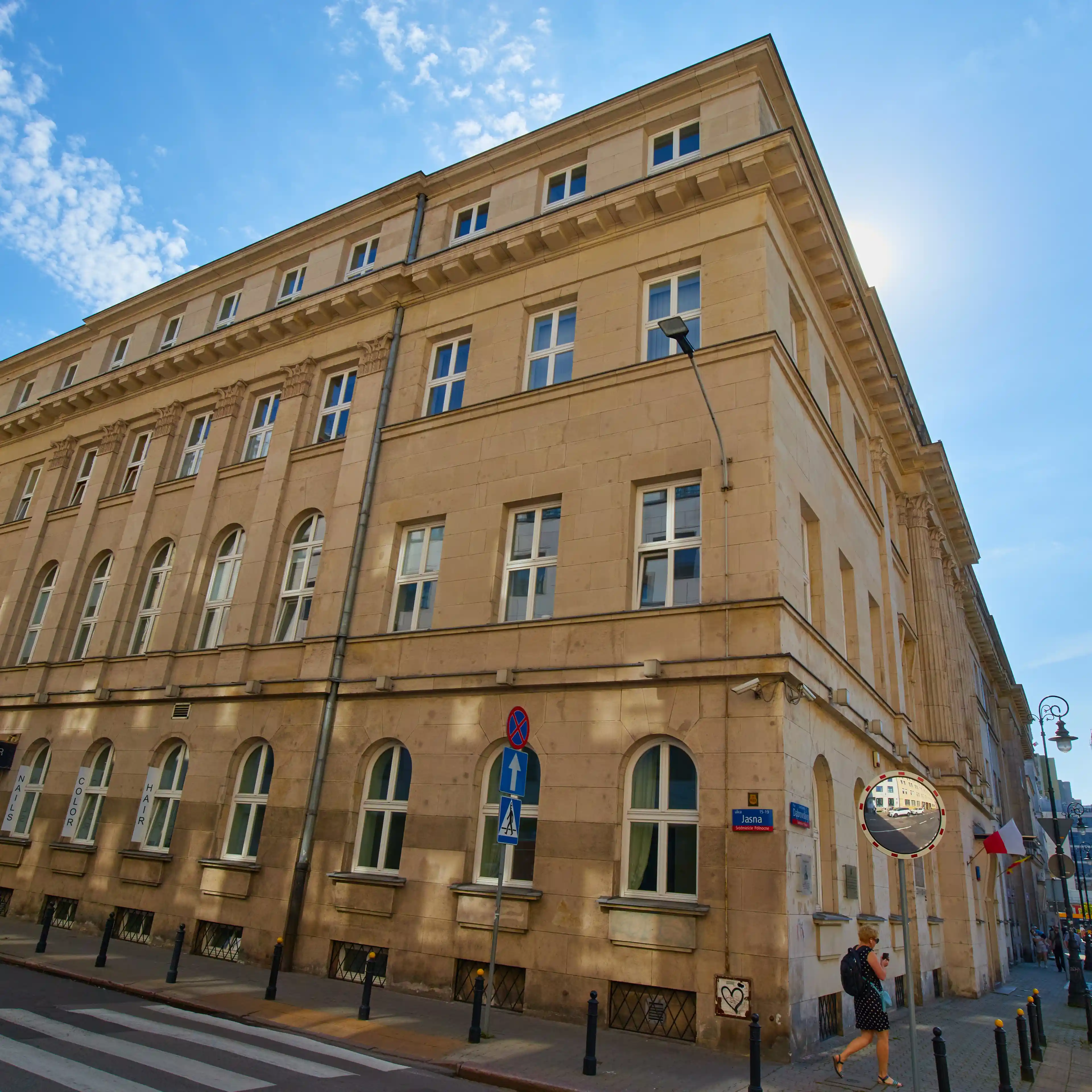 Plac Dąbrowskiego 1, Dąbrowskiego 1, Warszawa, Centrum