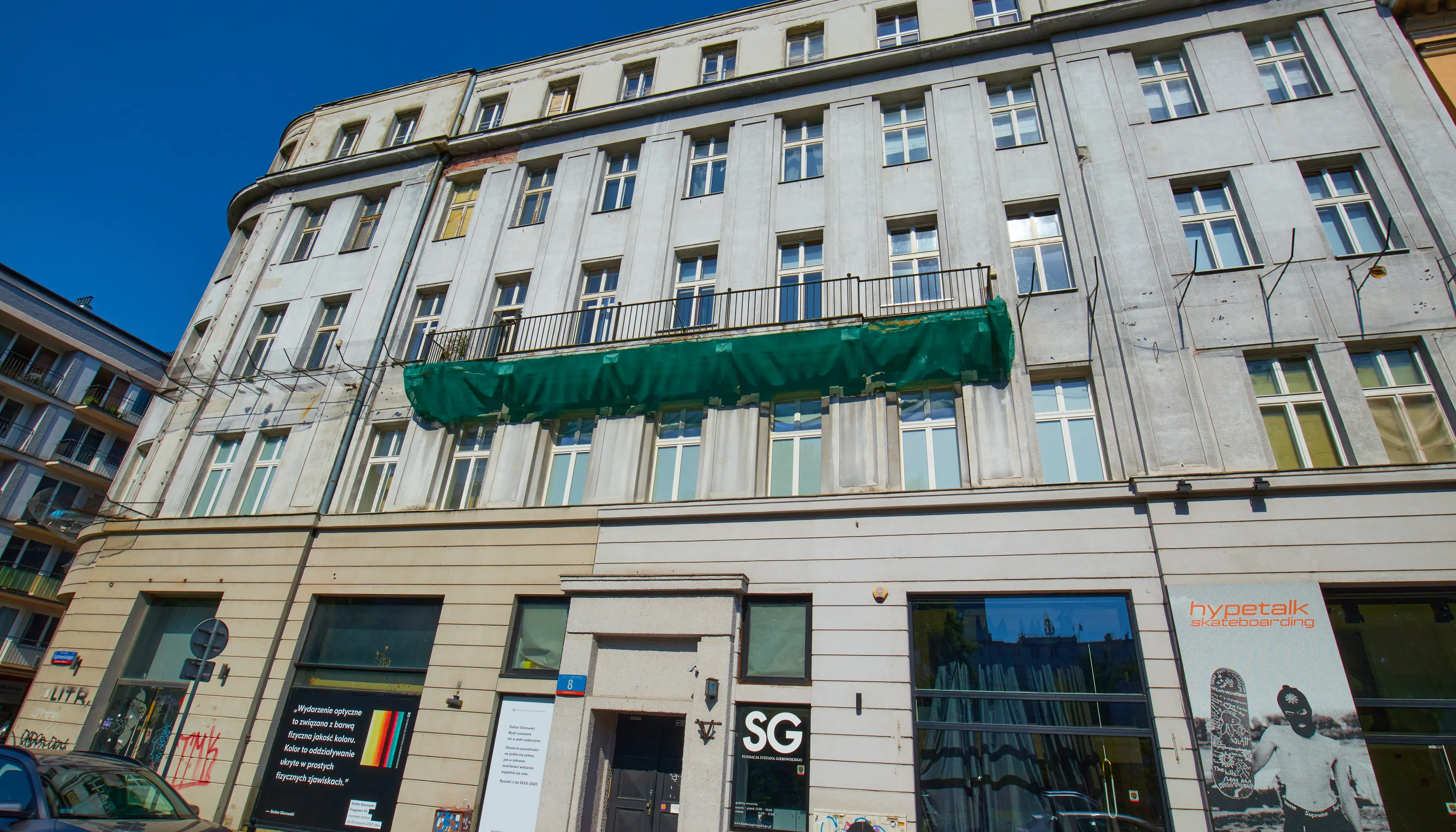 Plac Dąbrowskiego 8, Dąbrowskiego 8, Warszawa, Centrum