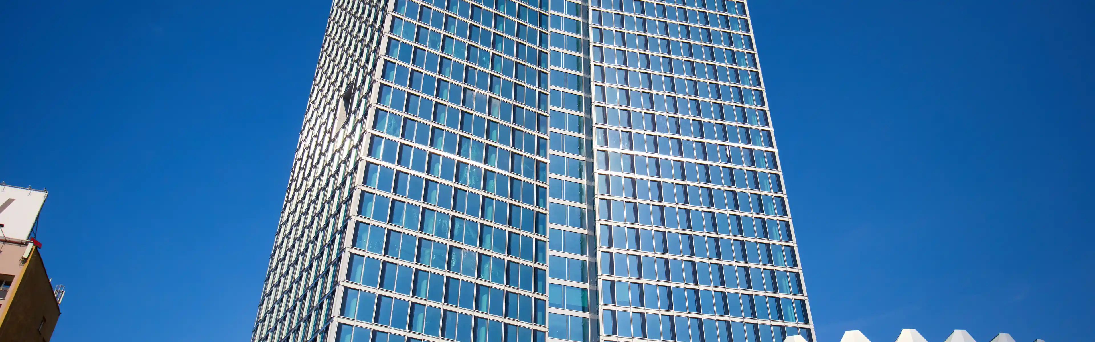 Warsaw skyscraper Widok Towers with new manager